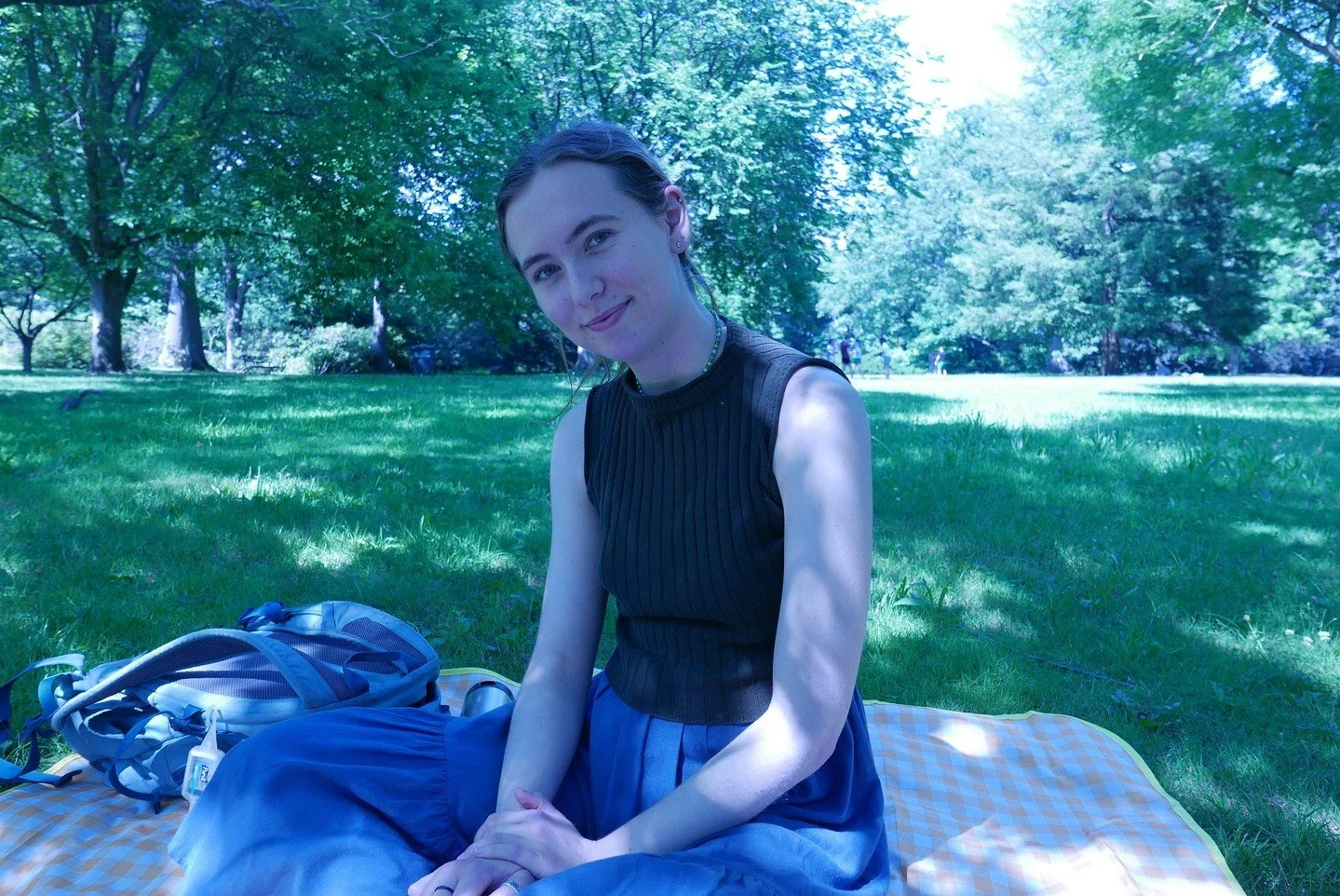 Extremely belated July dump!! 🐒

1 &mdash; Picnic with my friend @linda____grace (photo taken on her digital camera)
2 &mdash; Concert at @sprucecoffeenhv with @not.even.three and @margotnoarmario
3 &mdash; LOVED this book. Can we make &ldquo;sci-fi