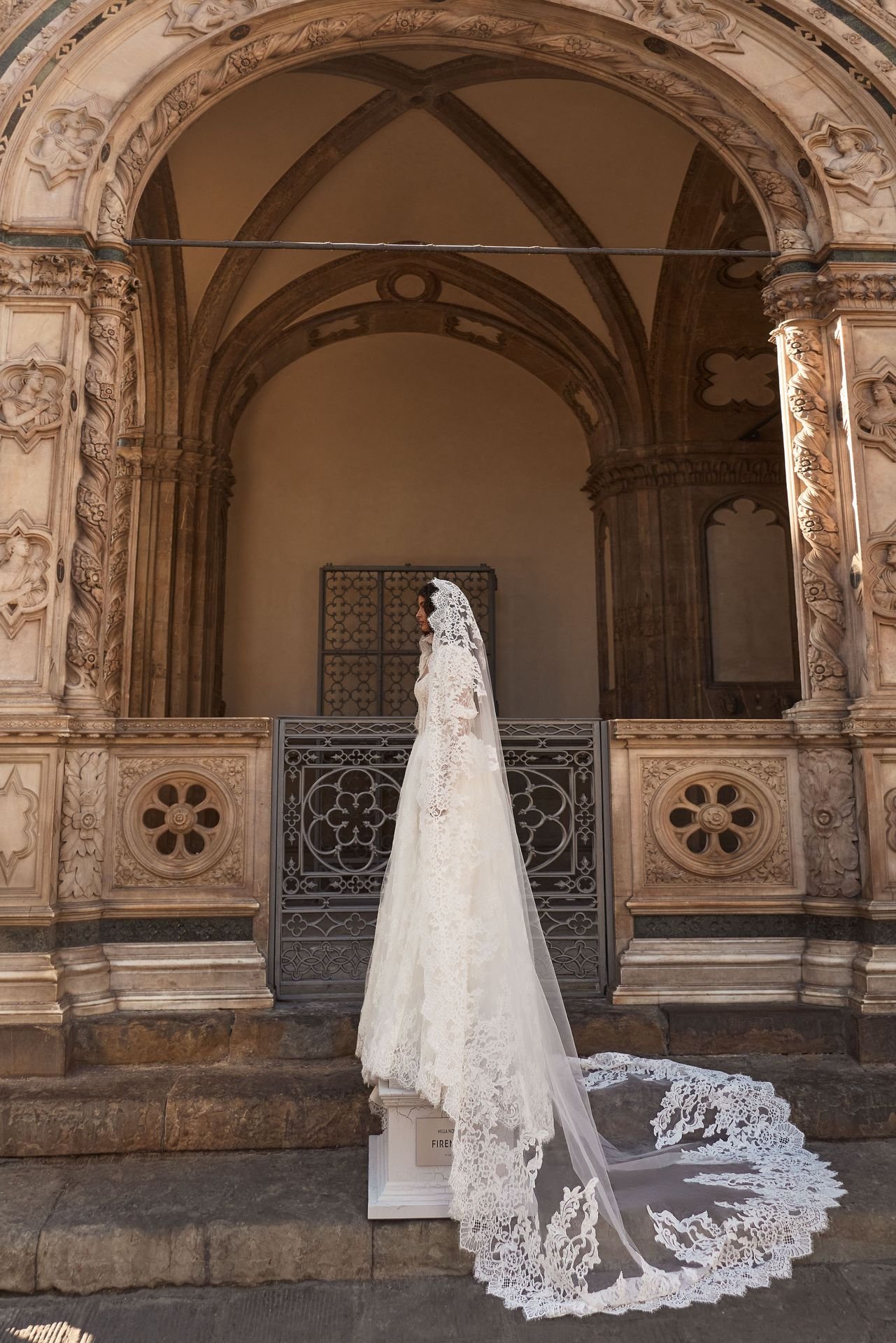 large_12866_Almarose_veil_399fa3dff7.jpg
