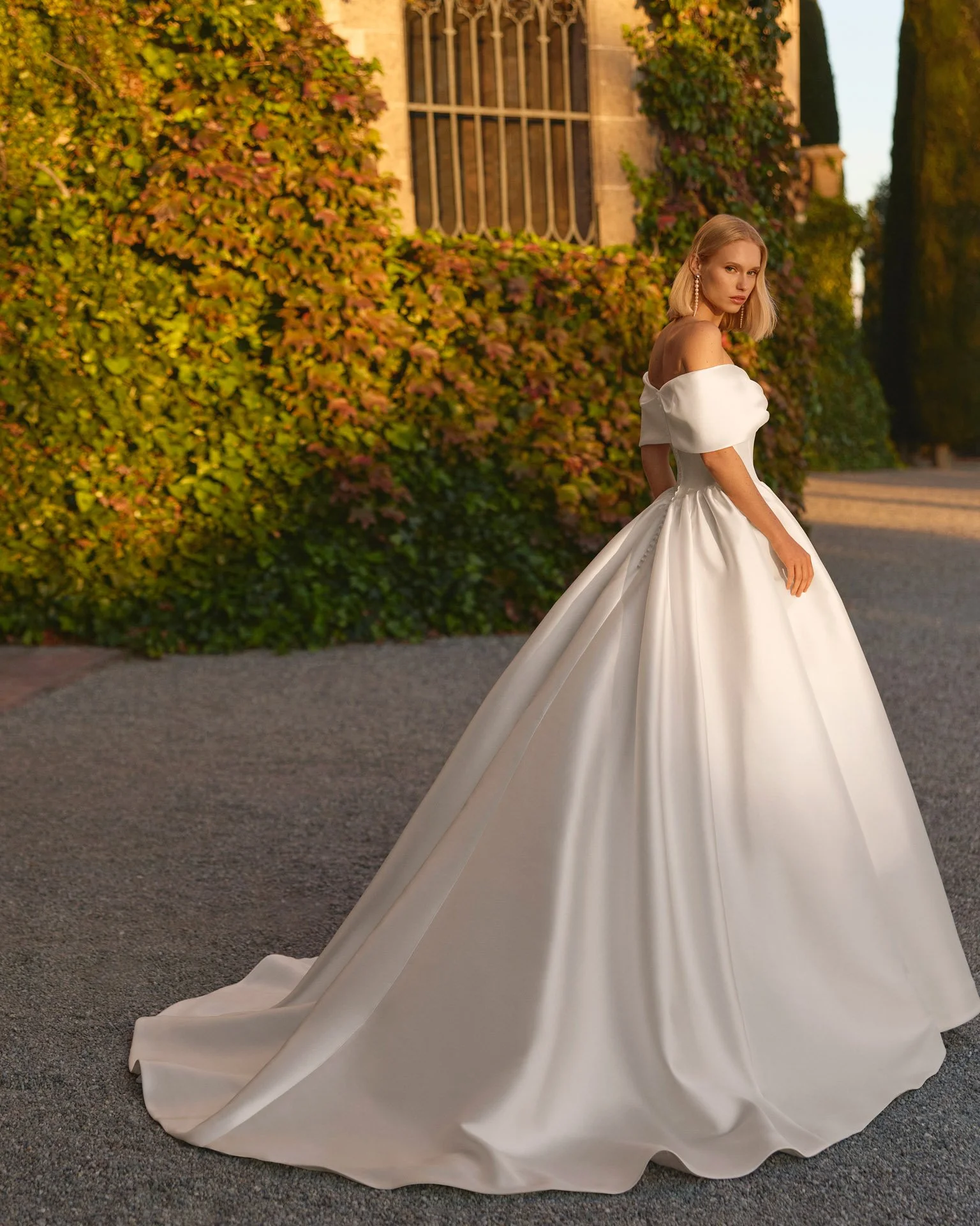 2S49_FRENESI_LUNA_NOVIAS_4.jpg