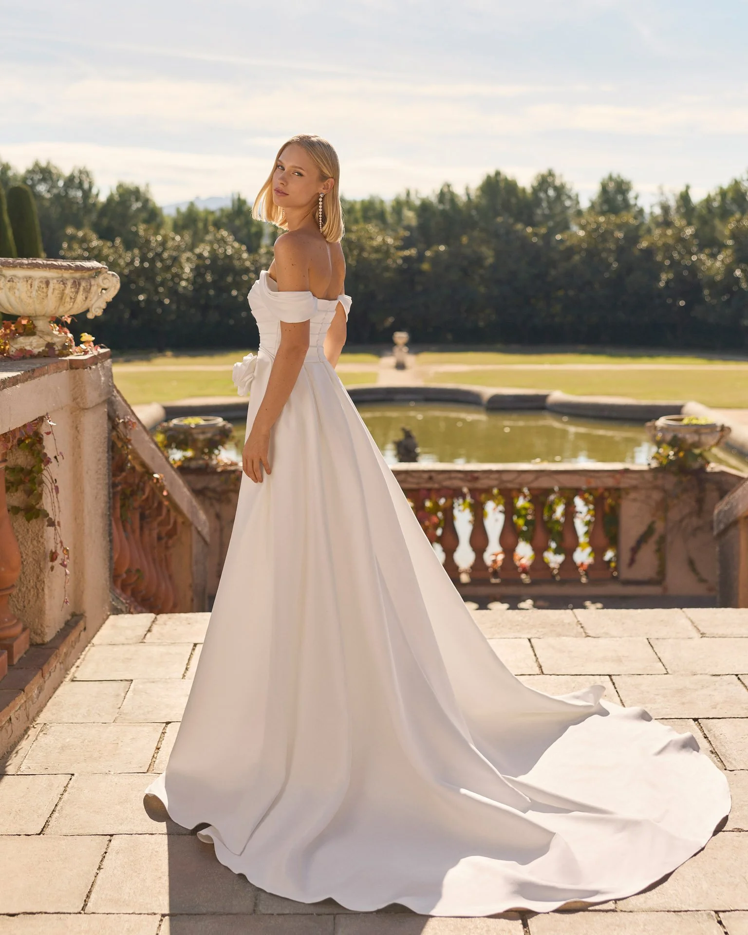 2S13_FELINA_LUNA_NOVIAS_4.jpg