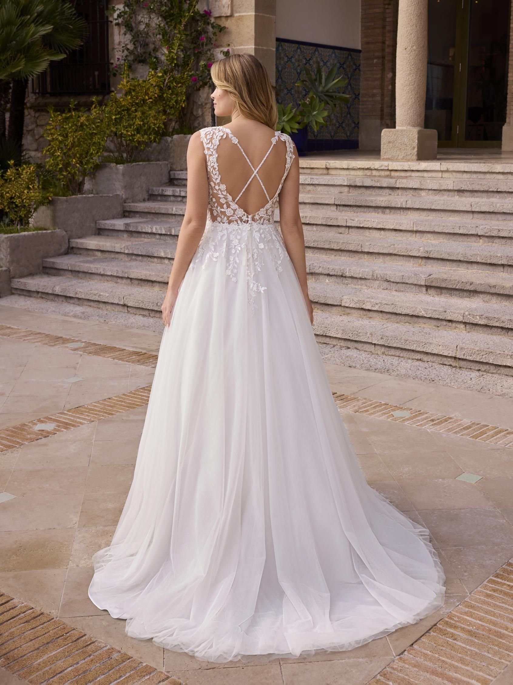 laylani-c-e75340a3 (1).jpg