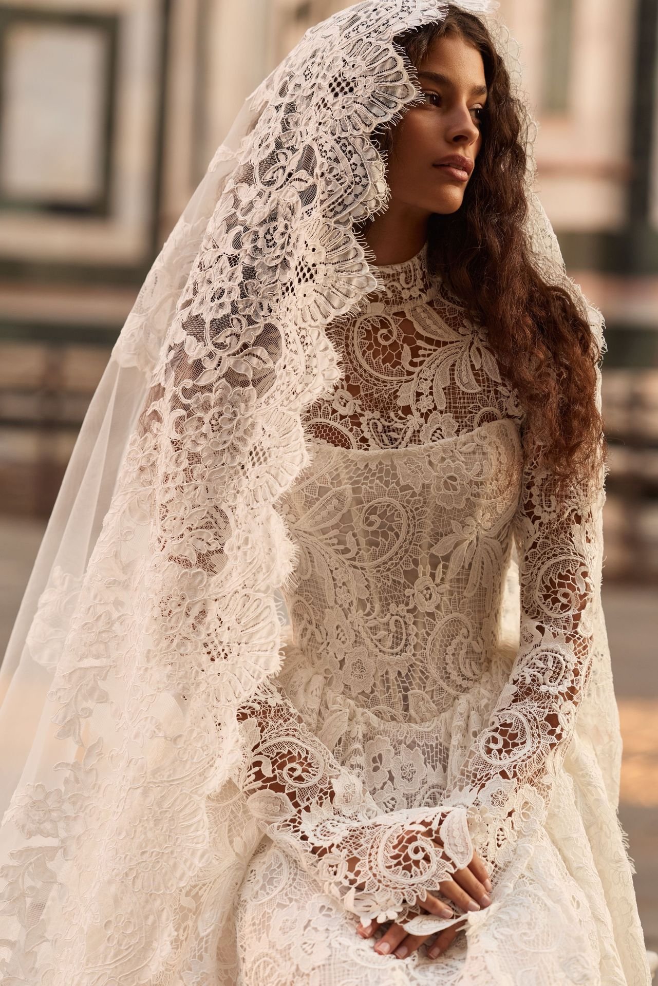 large_12872_Almarose_veil_ce5d86f961.jpg