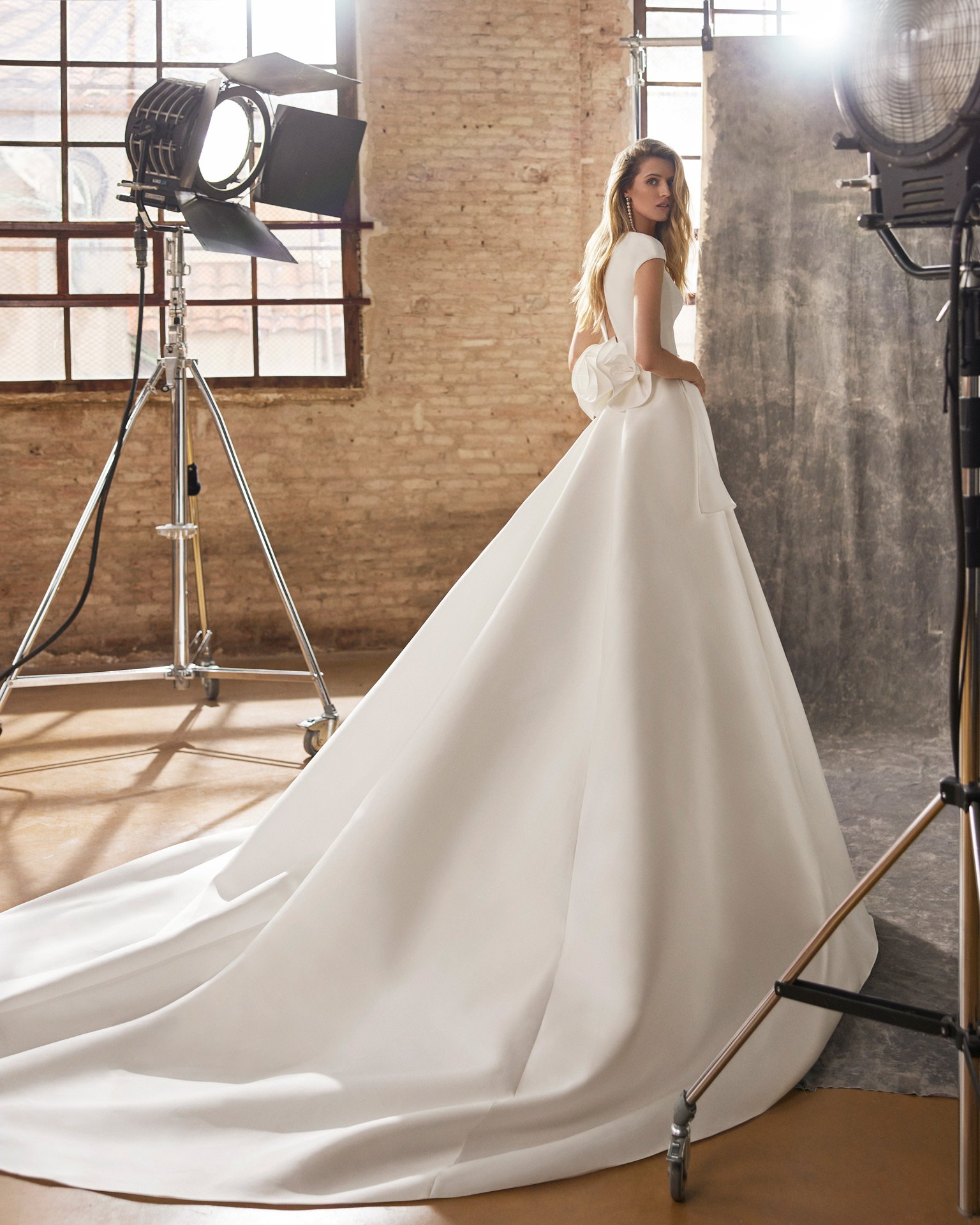9212_WINONA_AIRE_ATELIER_1.jpg