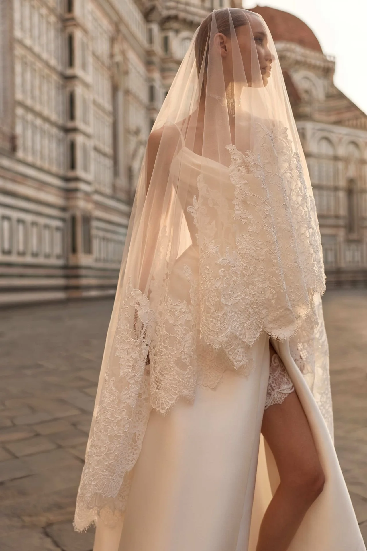 large_12870_Almarose_veil_66240c022f.jpg