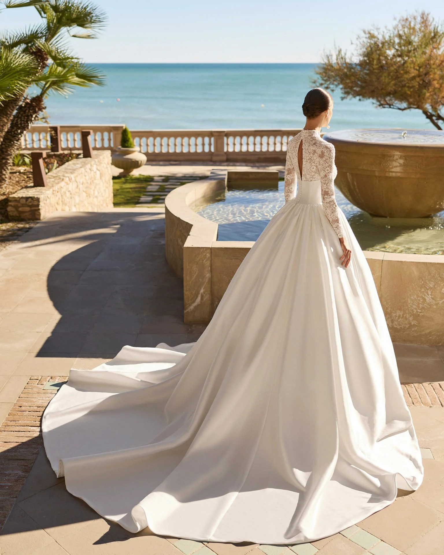 2S56_FRISA_LUNA_NOVIAS_4.jpg
