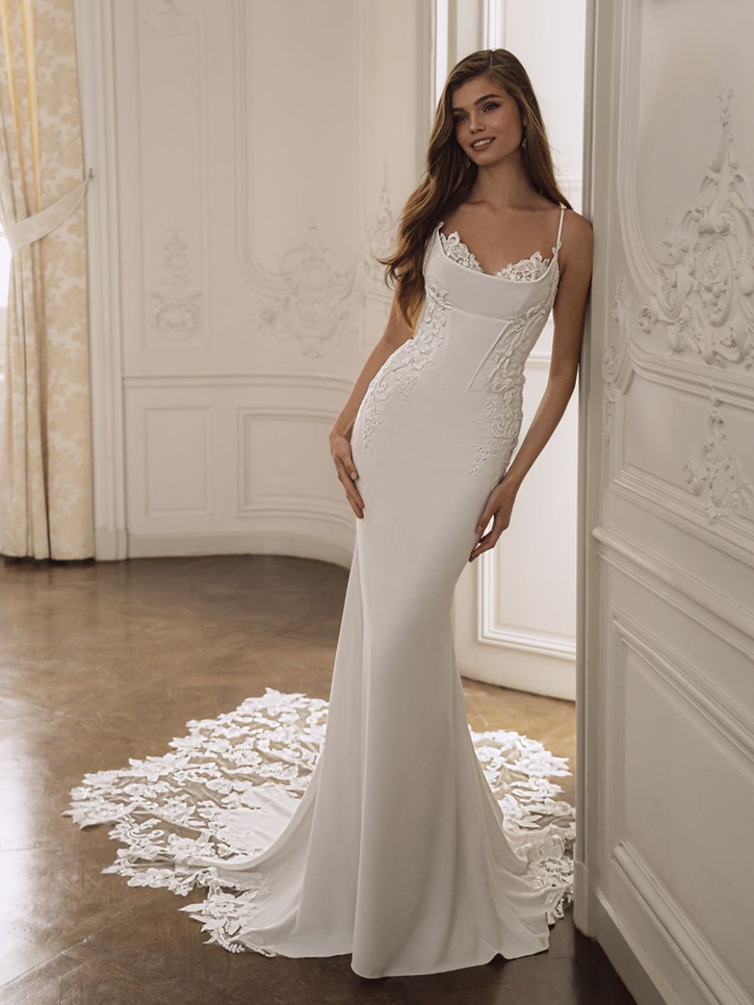 26_Etoile_PRO_FALISHA_Fro_Web_1064_1418_80_s_c1.jpg