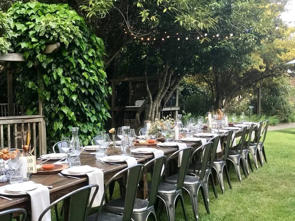 table setting outside.jpg