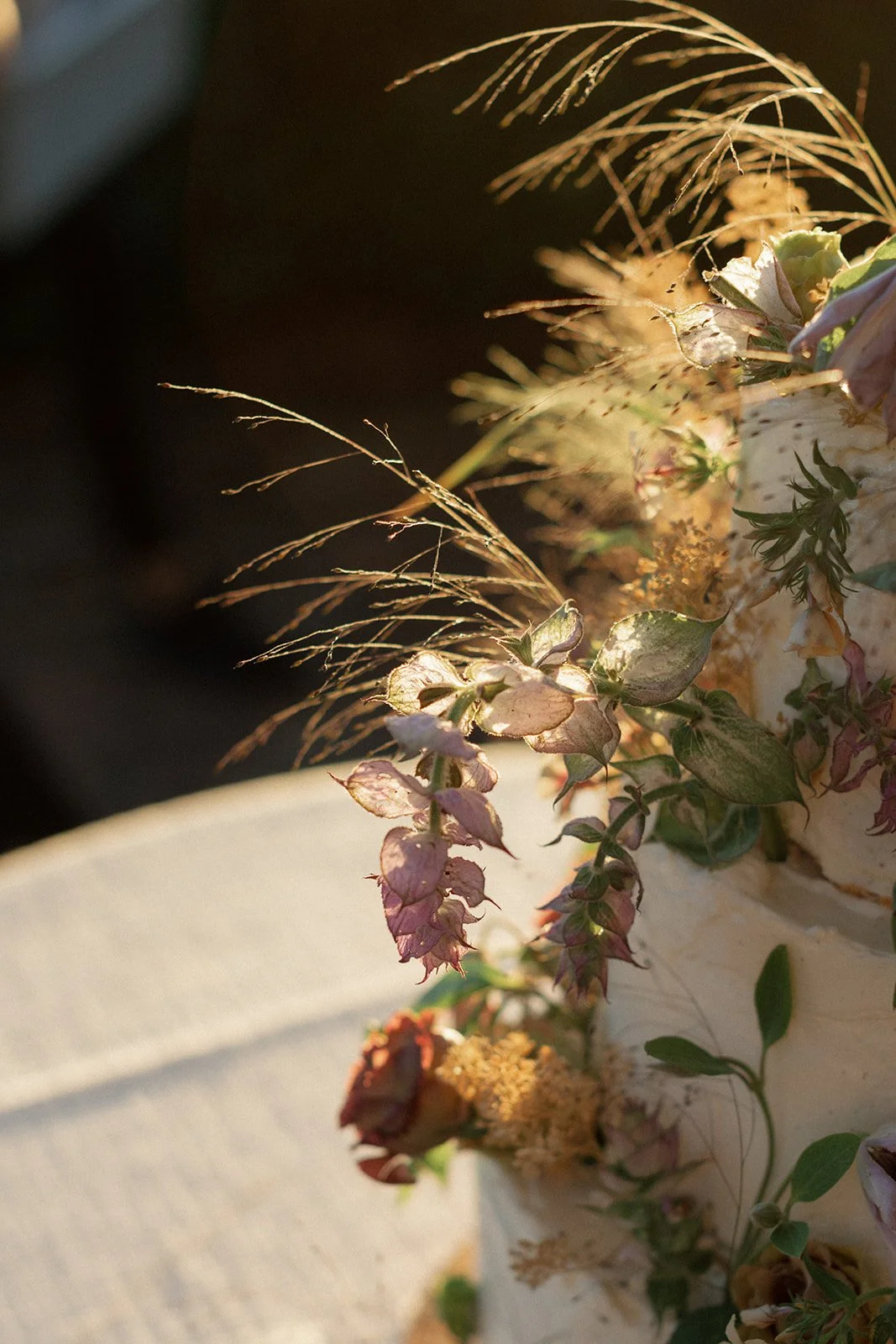 wedding cake betsy.jpg