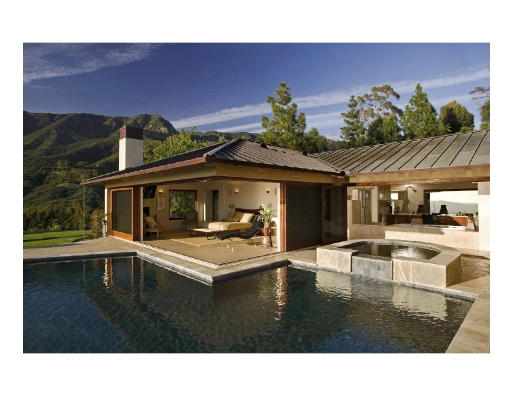 Infinity pool and master