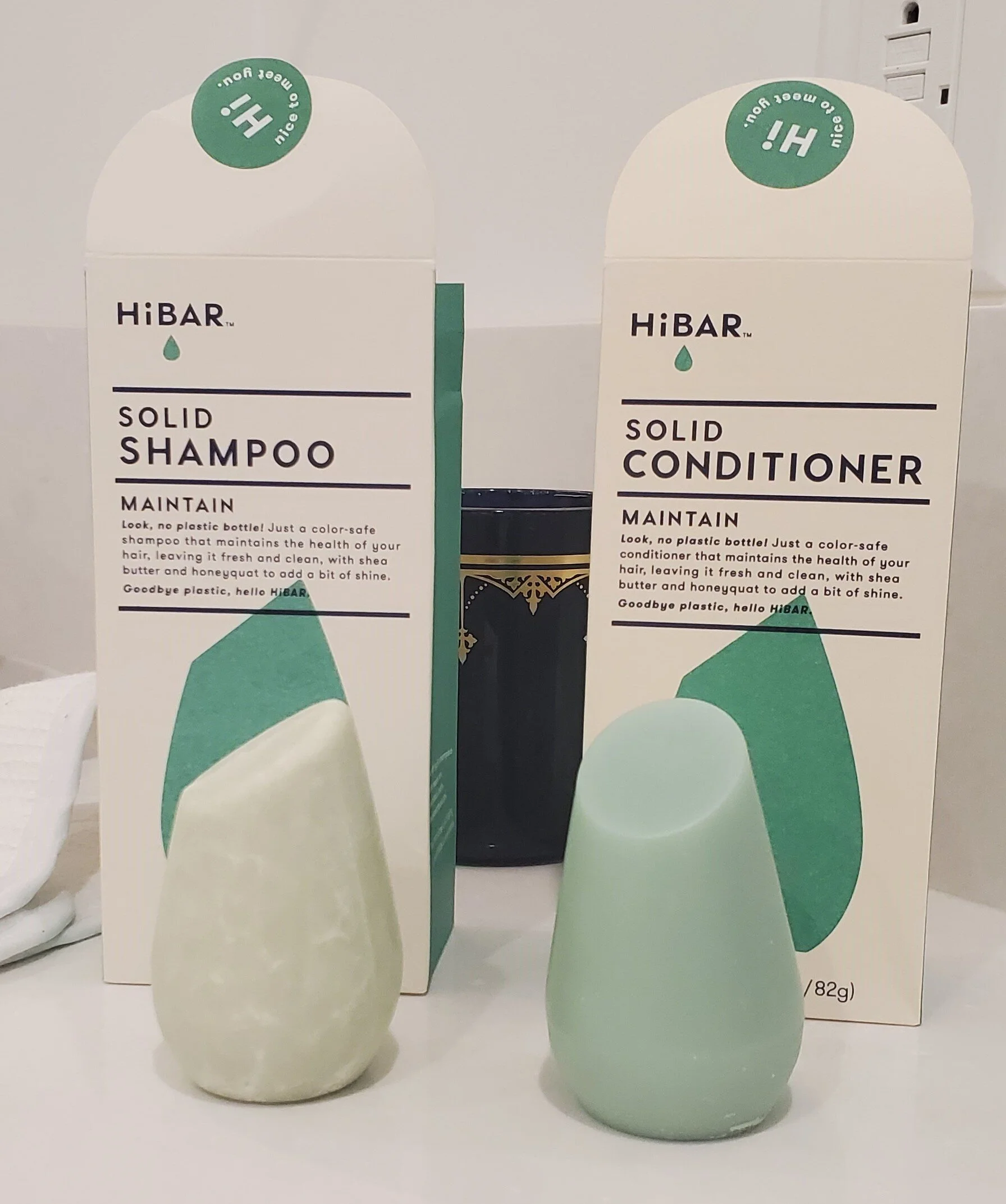 HiBAR Shampoo and Conditioner Review we used the plasticfree Maintain
