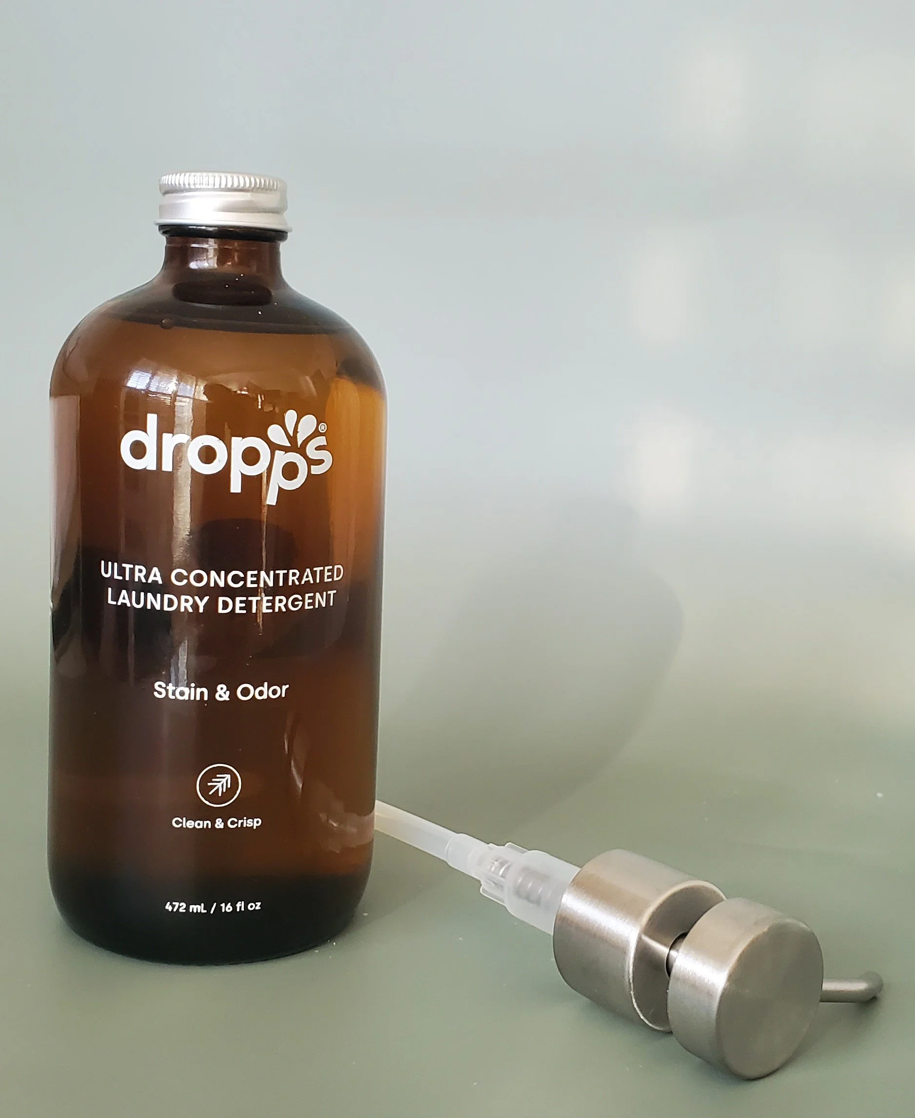 Dropps Ultra Concentrated Laundry Detergent Clean clothes for two