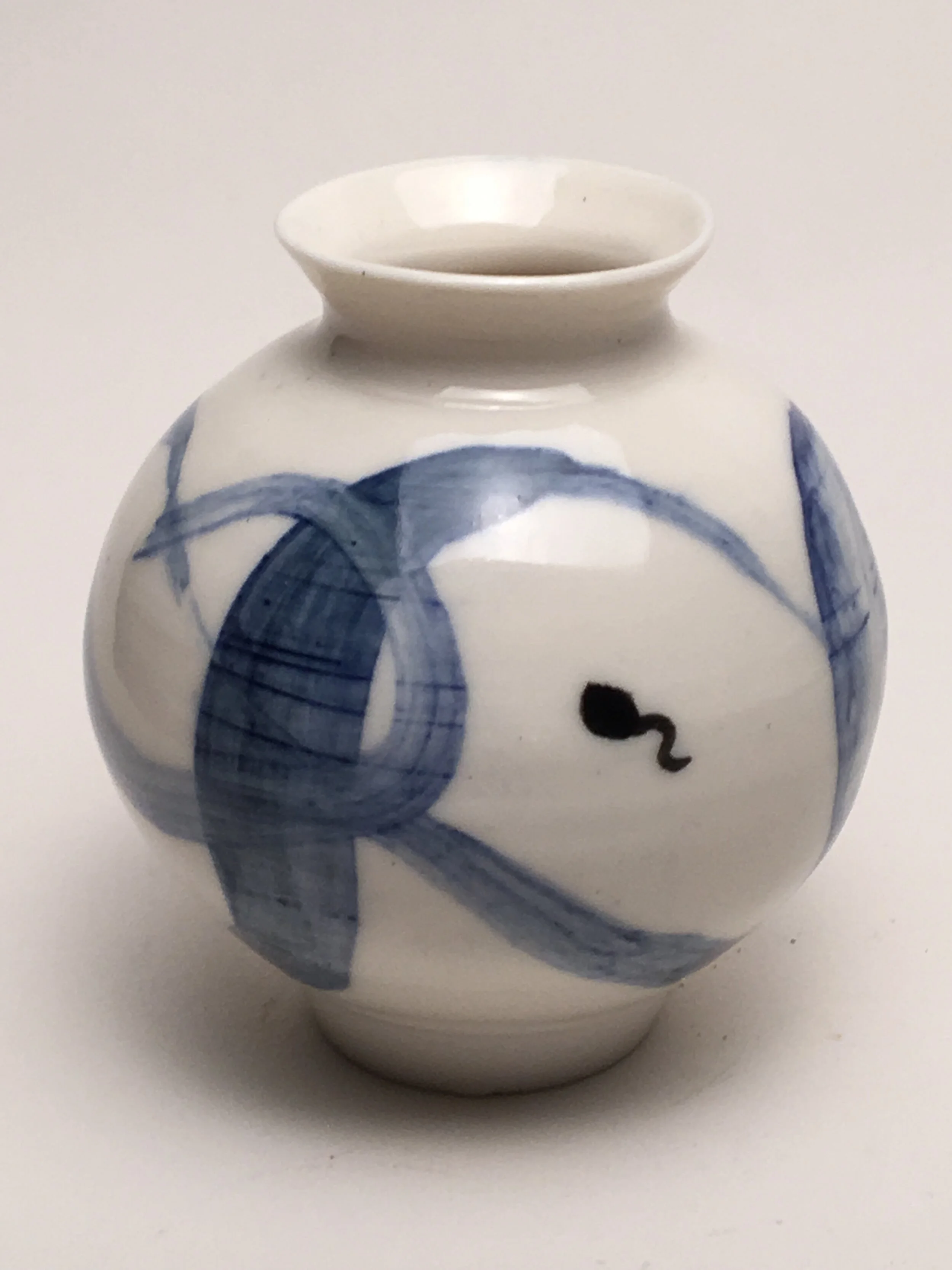 Small vase 2021