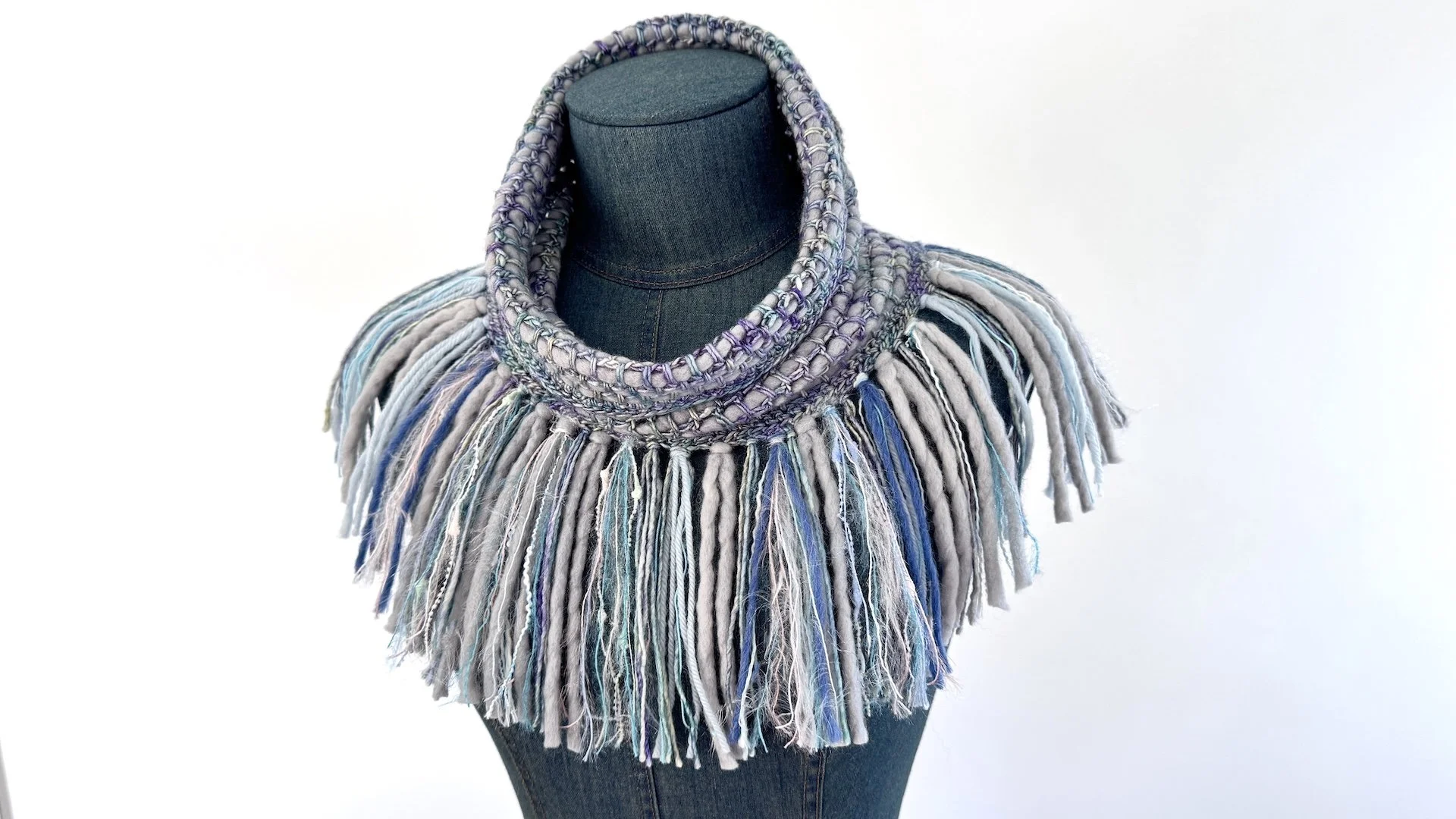 JTR06_Blue_mix_fringe_cowl.jpg