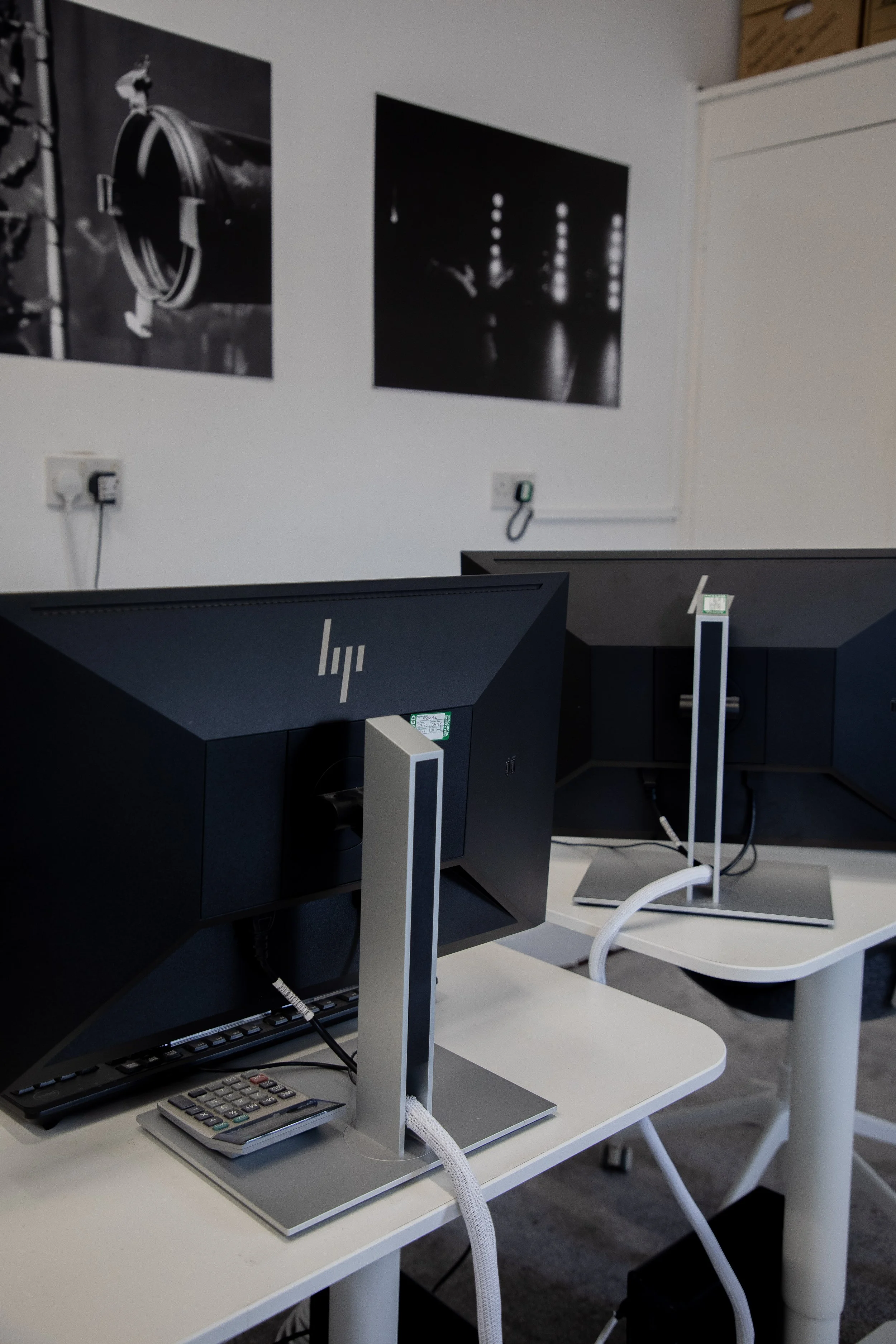 Hot desking office space available for hire at The Centre for Movement