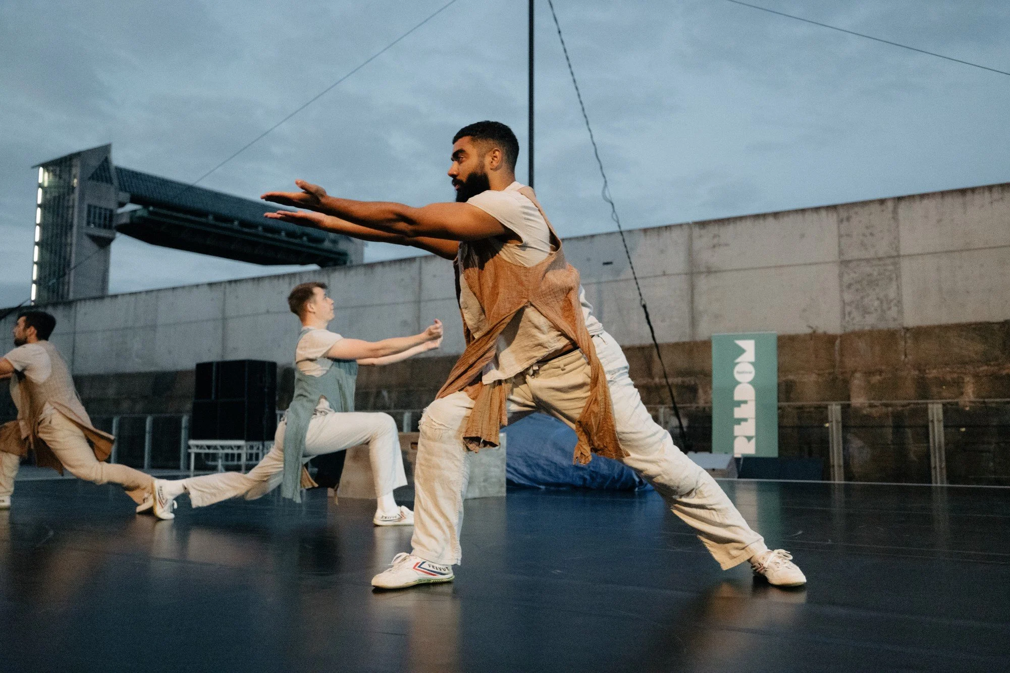 power-2faced-dance-outdoor-production-11.jpg