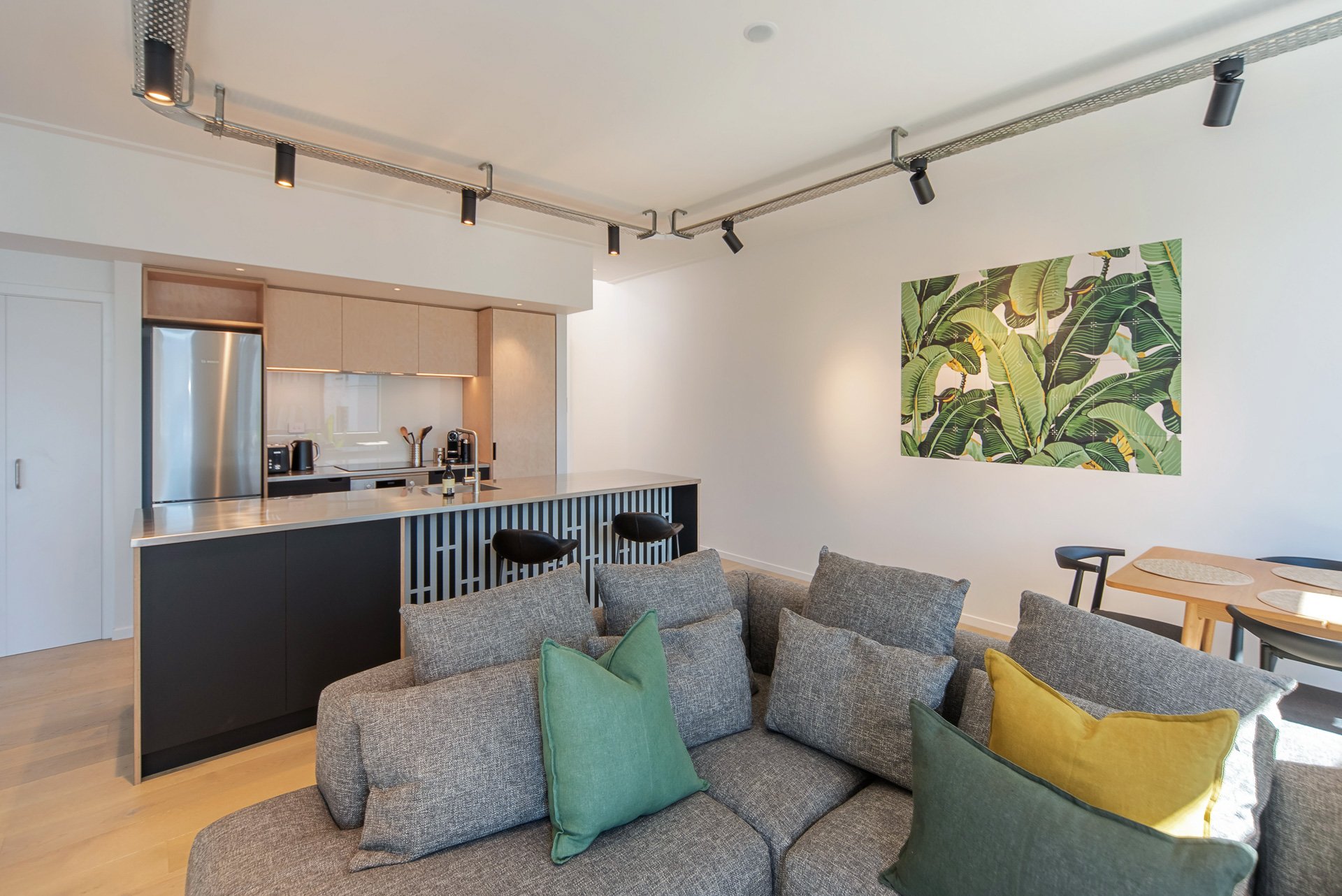 279 Hardy St -Apt 2-04-web.jpg