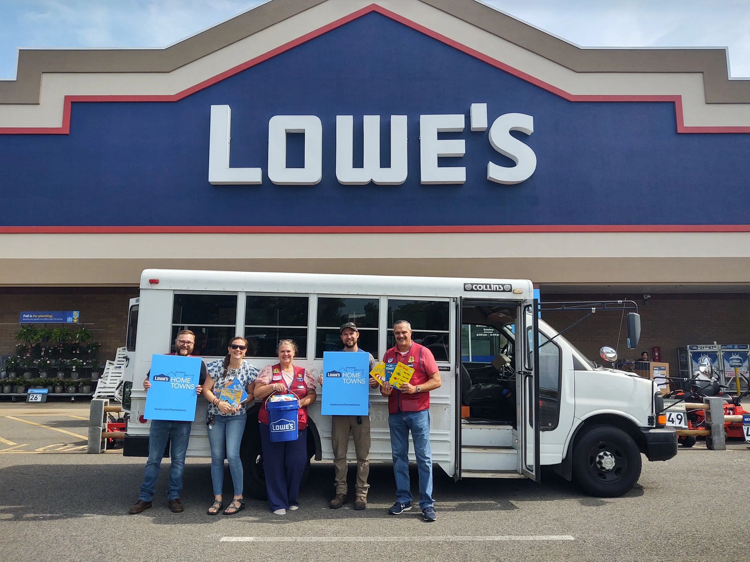 Lowe’s Hometown Team