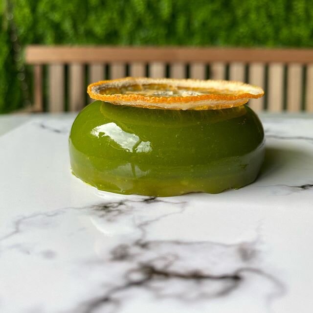 Meet Matcha 🌟/ apricot / orange / butter cookie / matcha mousse cake