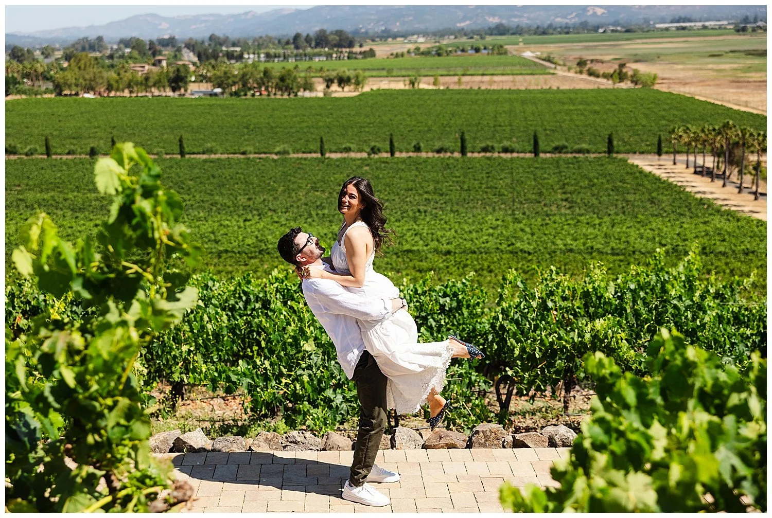 Engagement at Viansa Winery in Sonoma California-13.jpg