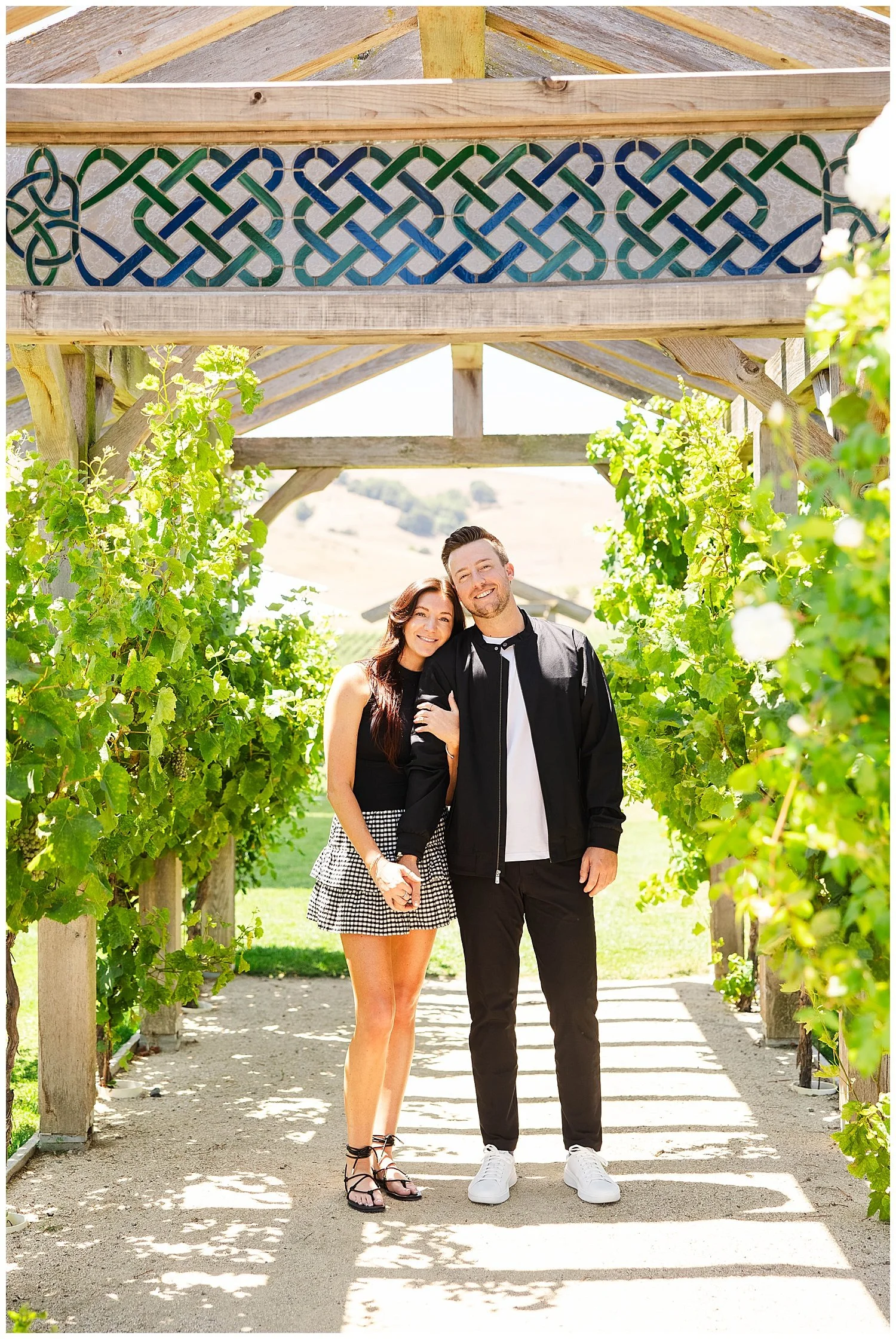 Summer Engagement at Roche Winery in Sonoma California_0010.jpg