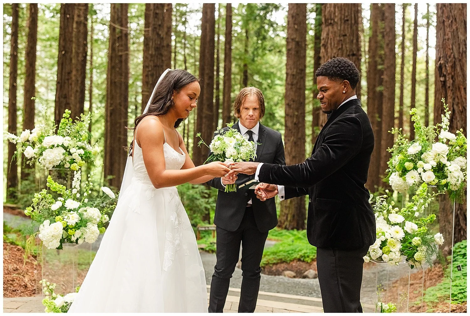 Wedding at UC Botanical Gardens in Berkeley California_0016.jpg
