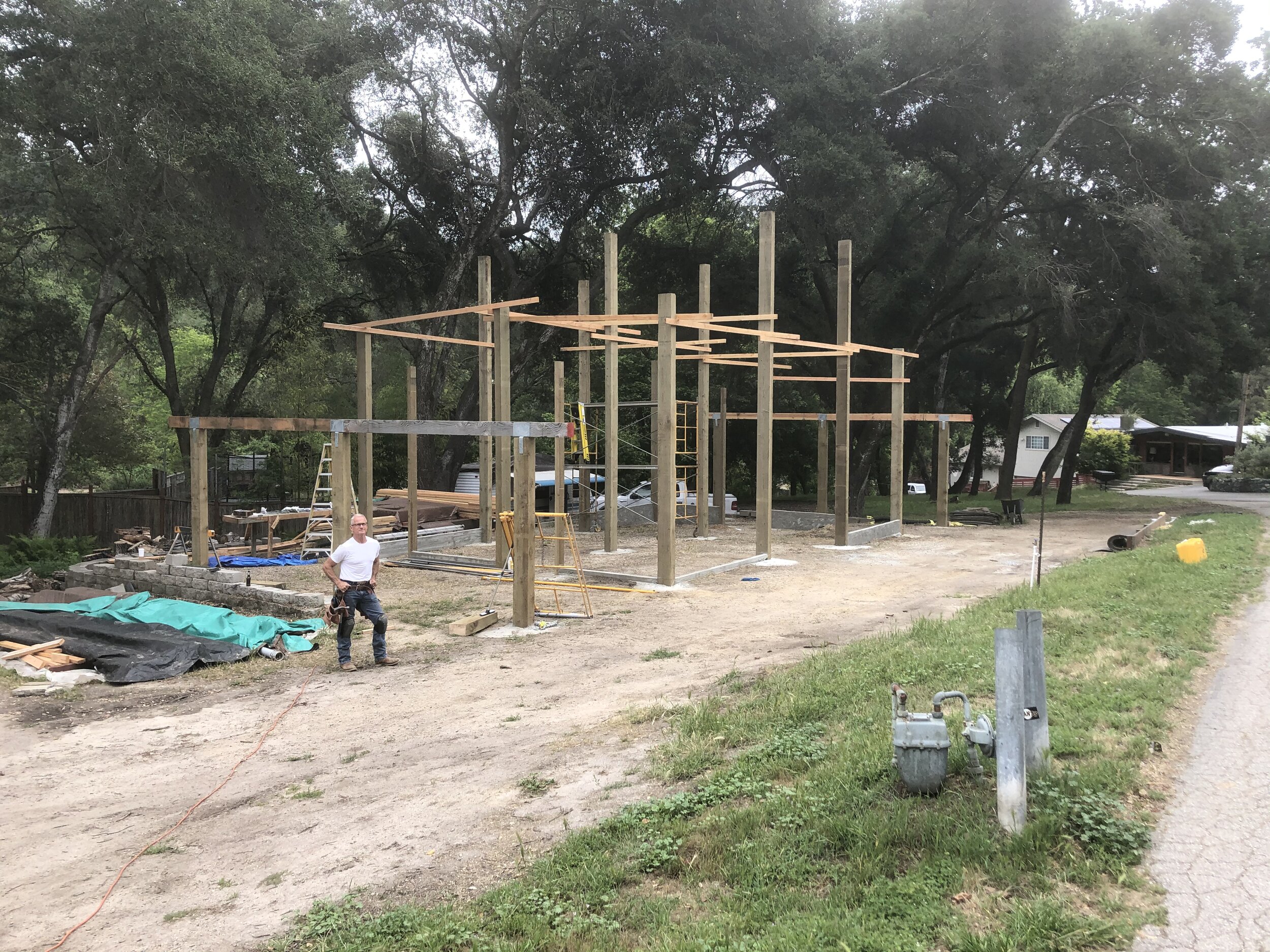 Monte set the first beams.