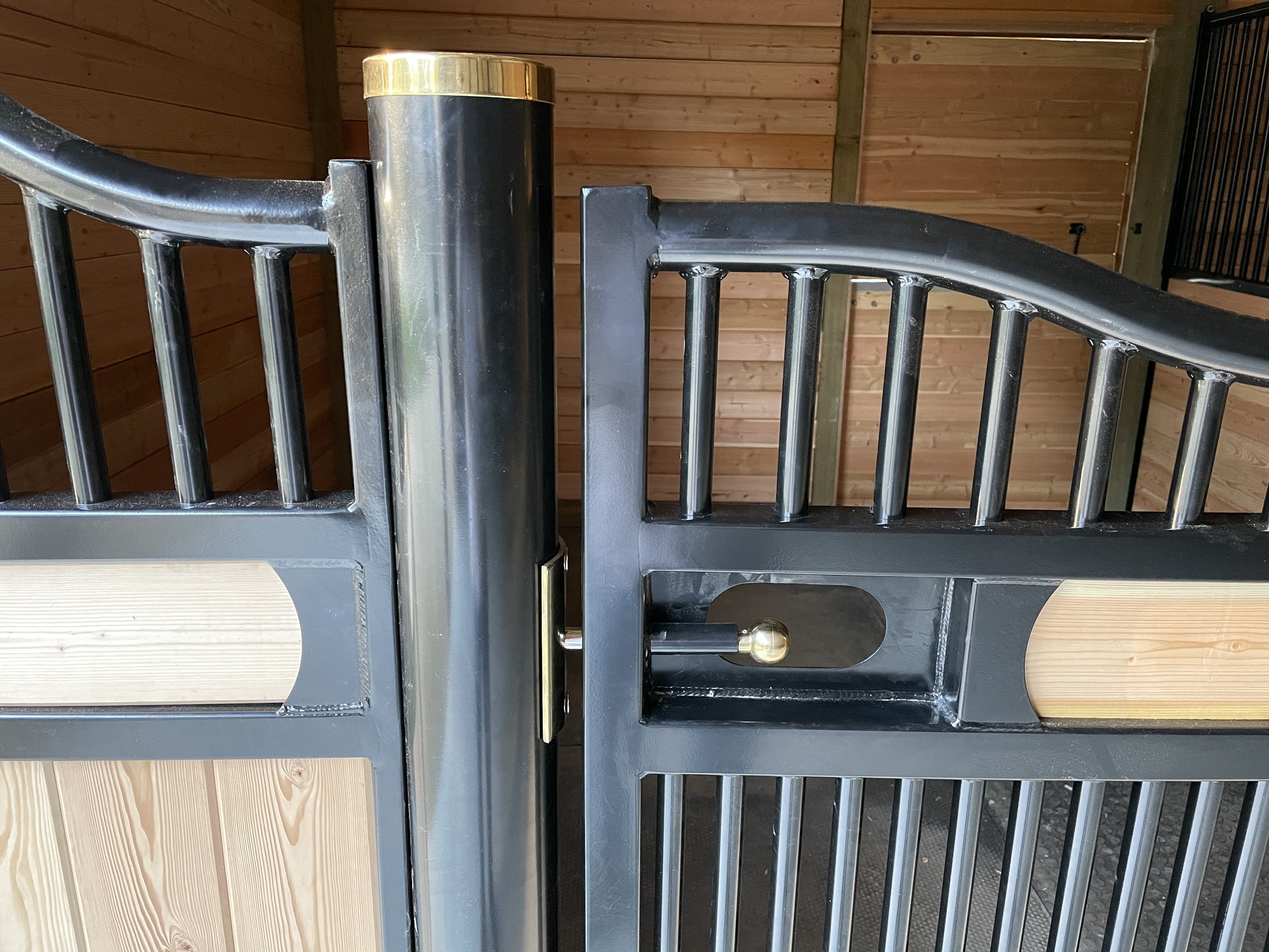 Heavy duty brass and stainless components