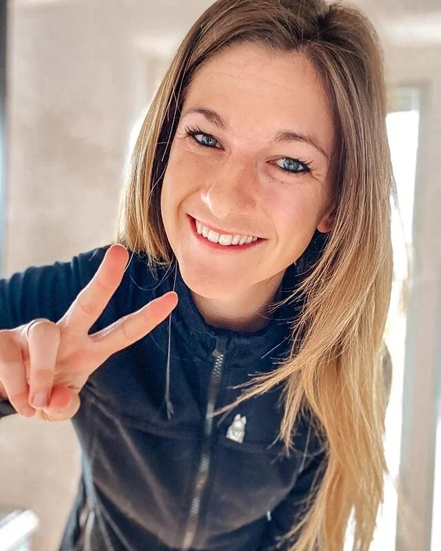 🎉ANNOUNCEMENT🎉⁣
⁣
You are ALL probably being affected by the coronavirus in some way or another, so @dodell_fit and I wanted to find a way to give back.⁣
⁣
Deb and I are hosting a free 2 week bootcamp. If you want to avoid going out in public, cant
