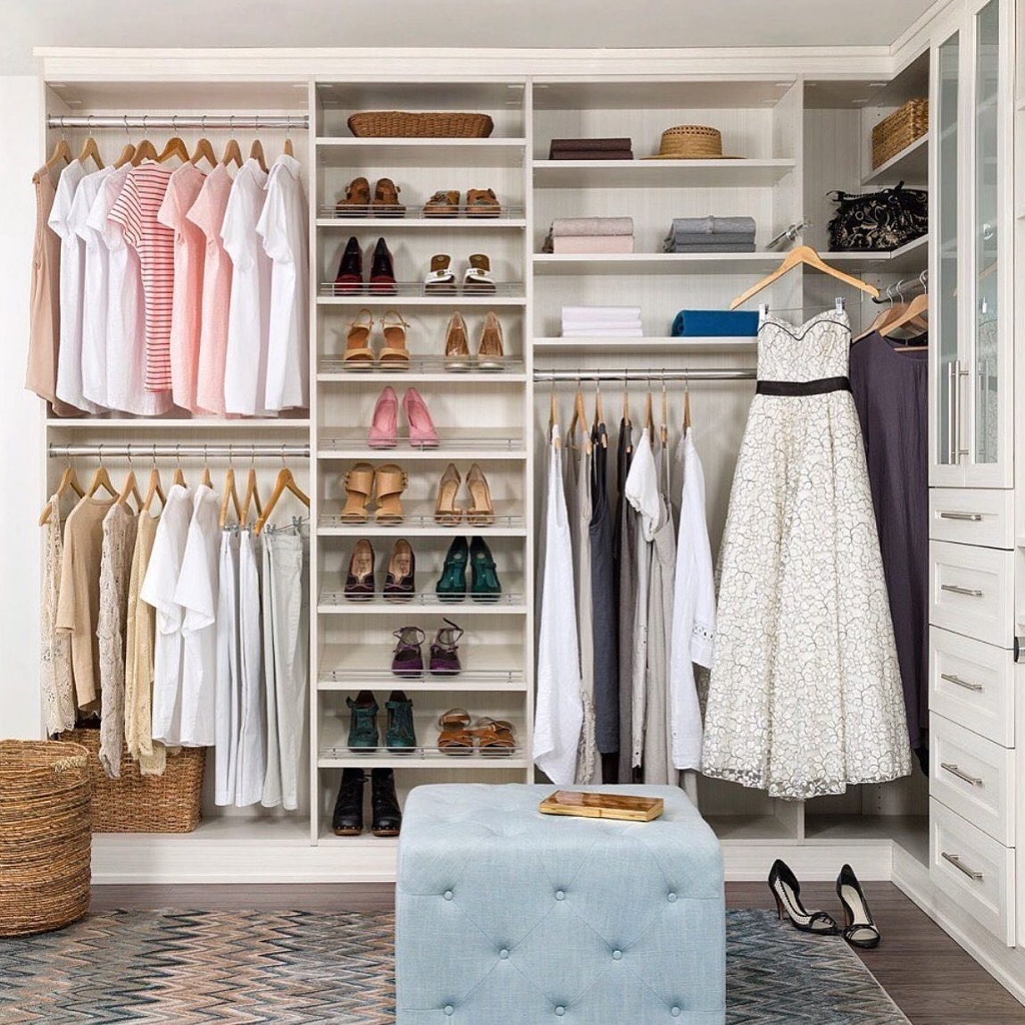 Customize the closet of your dreams! Whether you&rsquo;re downsizing, renovating, or simply spring cleaning, book your complimentary in-home design consultation today! 🌸
-
#simplyclosets #customclosets #customdesign #freeconsultation #virtualconsult