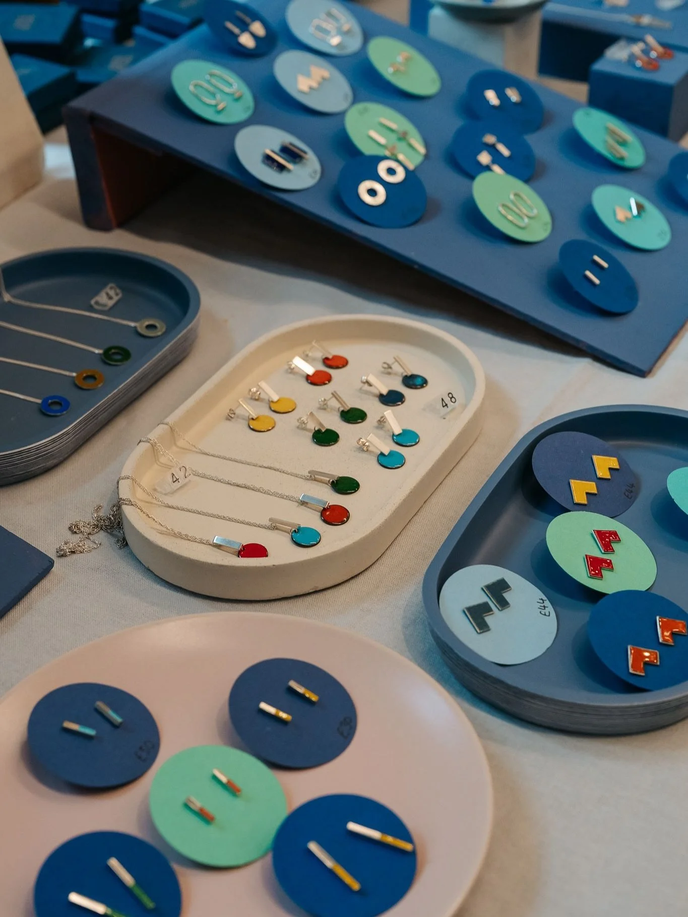 Edinburgh! Thank you for a great start to my market season 💖

My first time with @daytimefavouritesmarket and I had the nicest day meeting new customers and makers. 

Huge thanks to @marthaduncan.studio , @wilfotograf (who took these pics) and her t