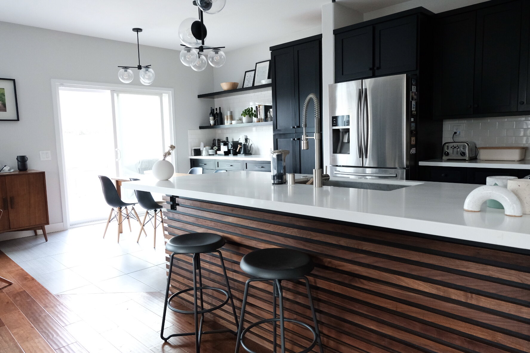  The Essential Modern Accent Wall Guide
