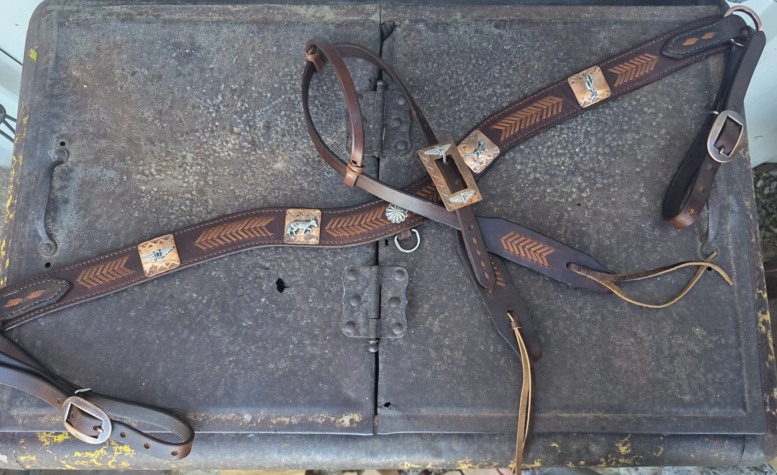 Small Tripping Collar with CM Custom Copper Storyteller Conchos