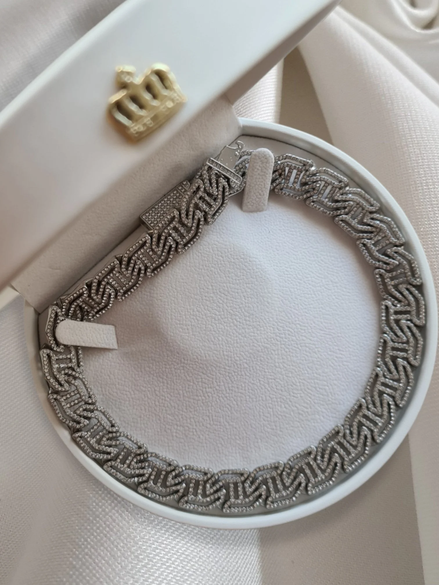 L'AURA KENNEDY | Chocker chain Necklace