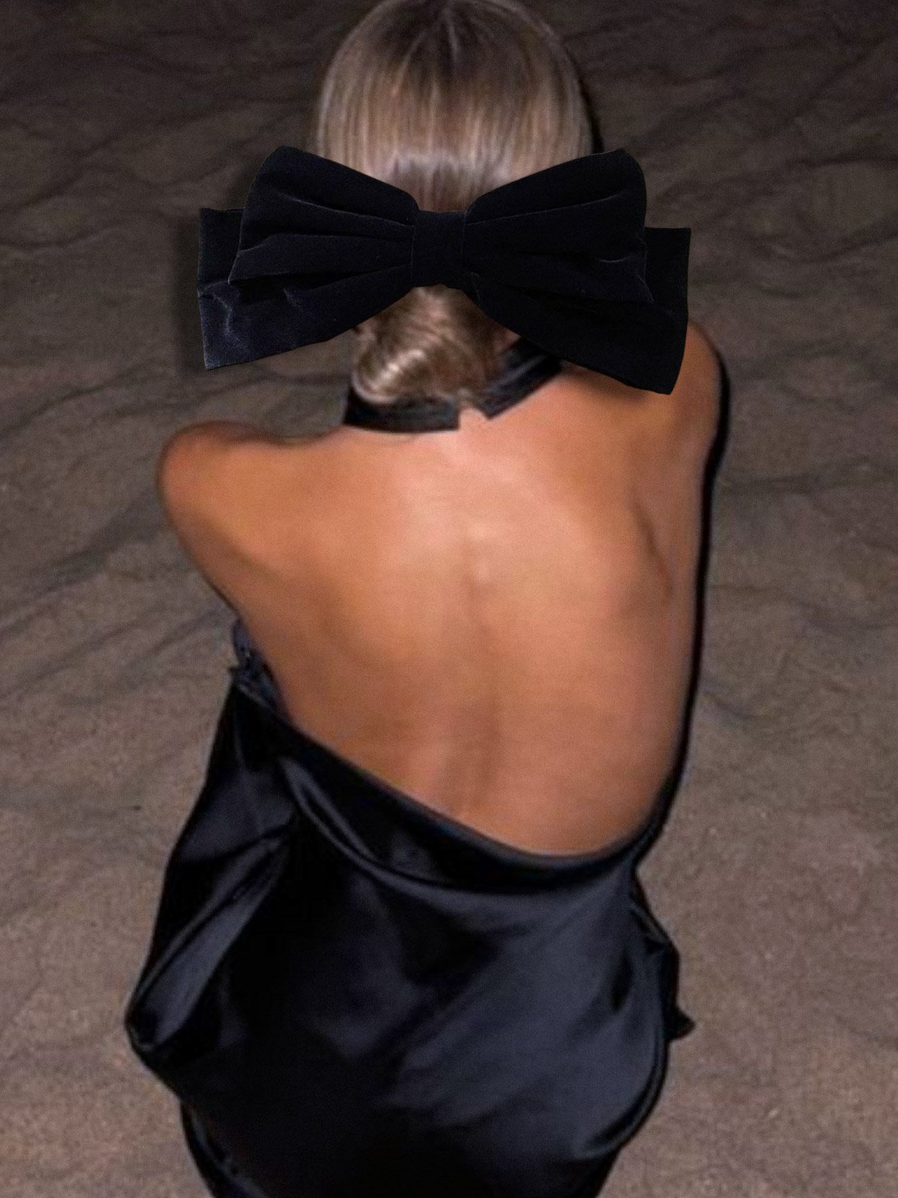VELVETEEN BUTTERFLY BOW