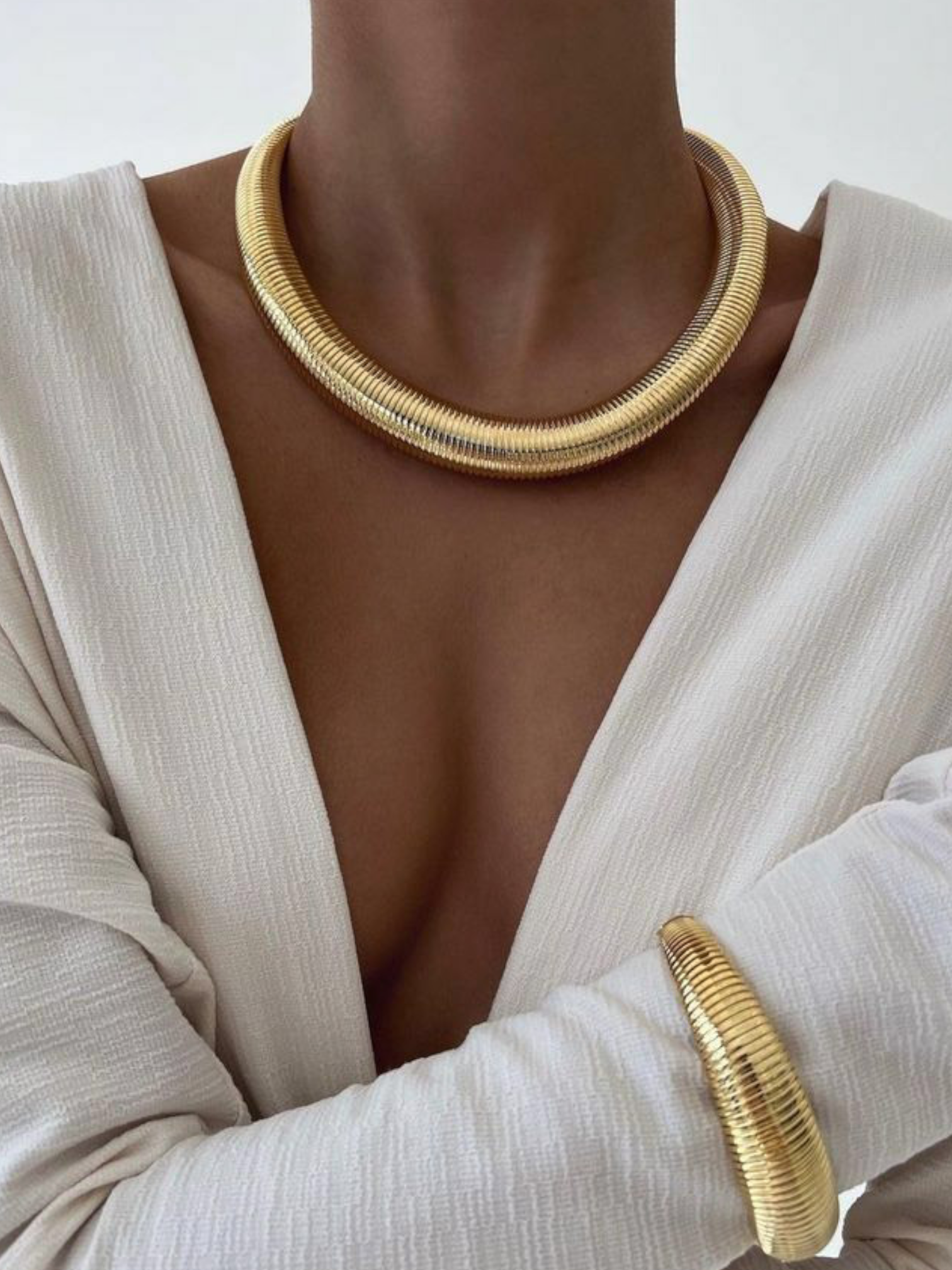 BEAUDELLE | Ribbed Choker & Cuff