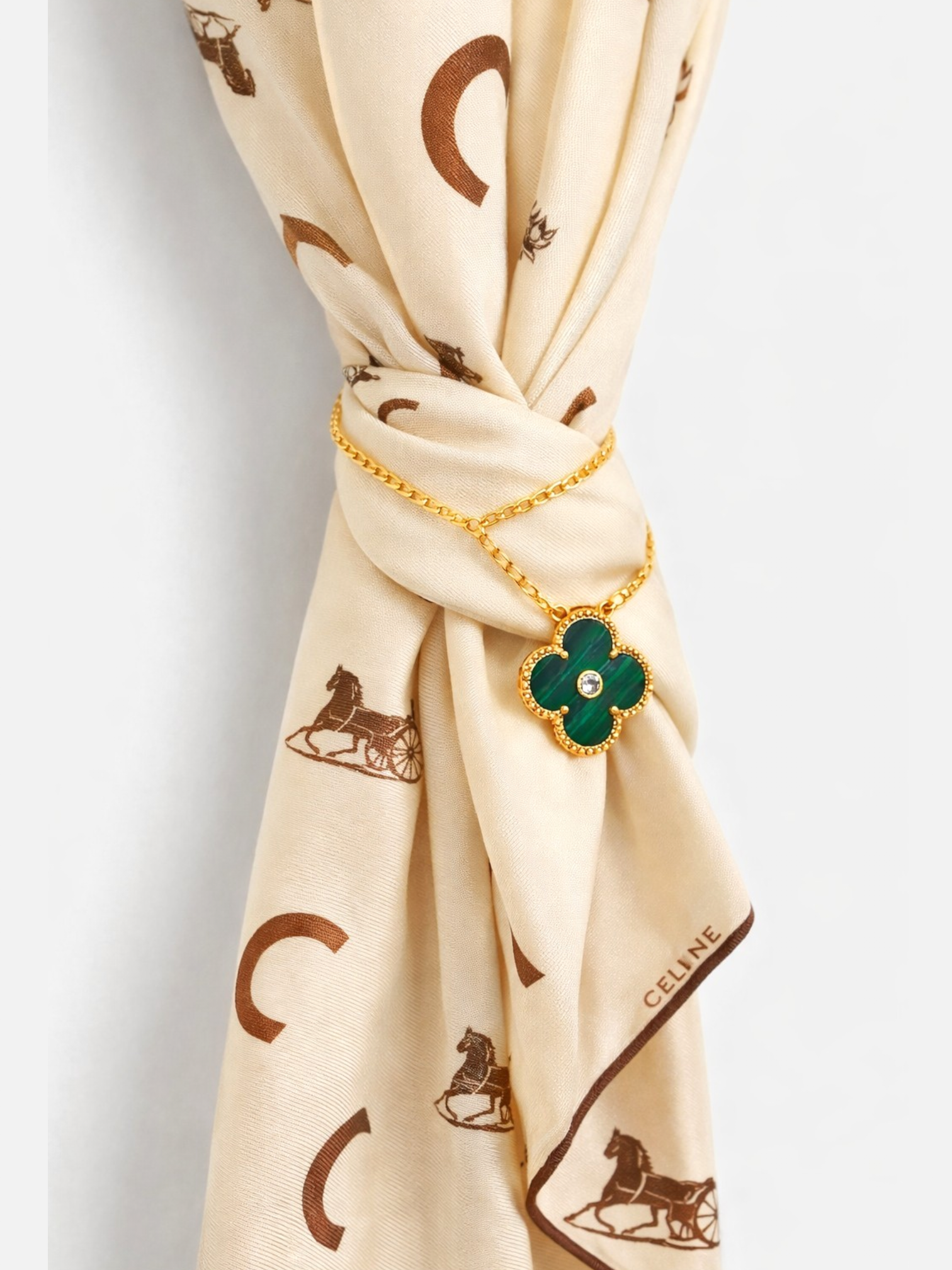 HOUSE CLOVER Necklace