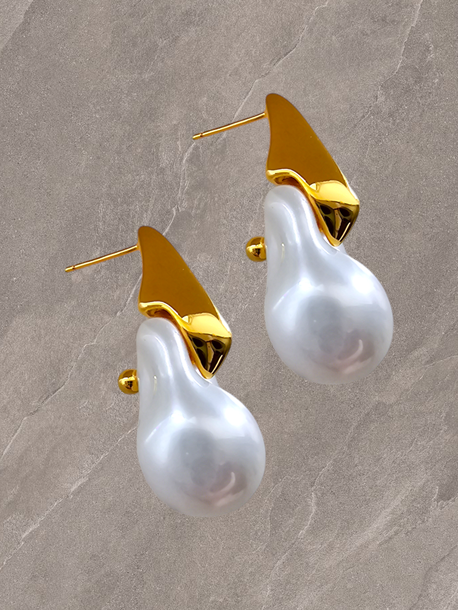 MATEO | South Sea Baroque Pearl