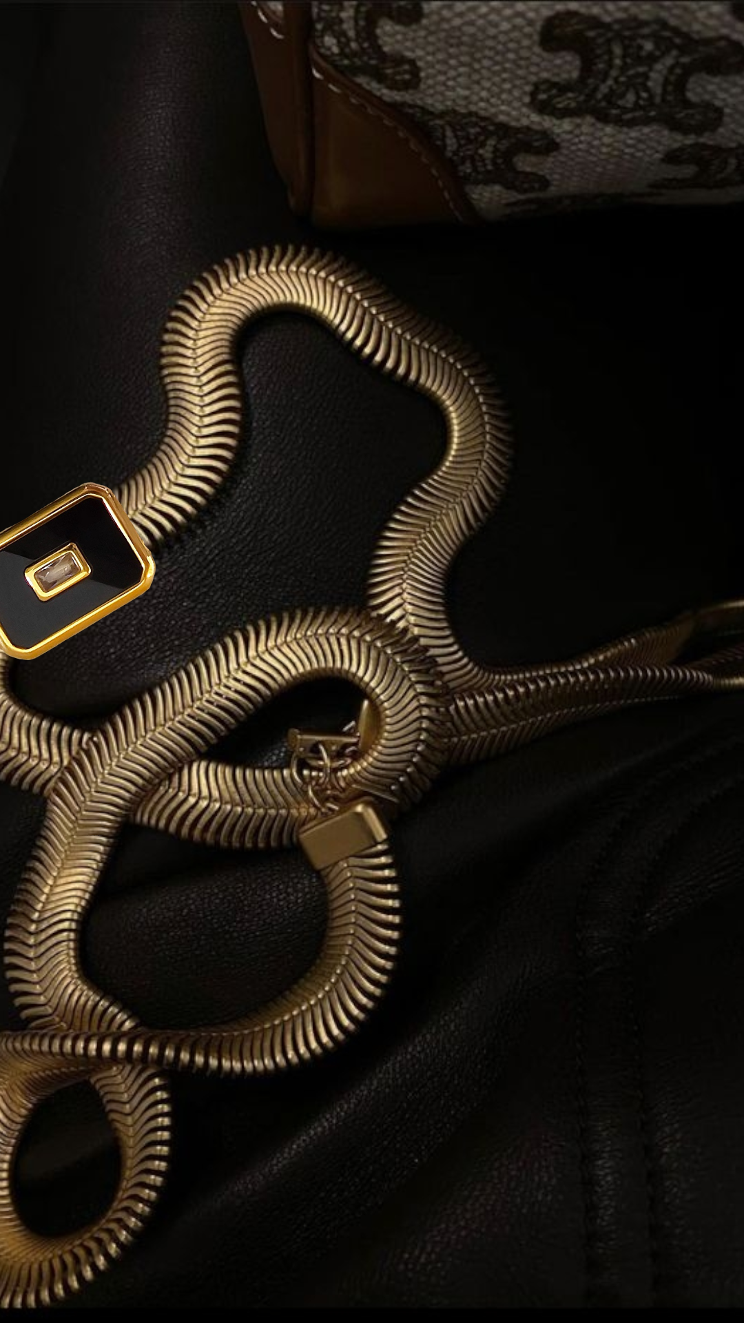 NOUVEAU | Time Necklace