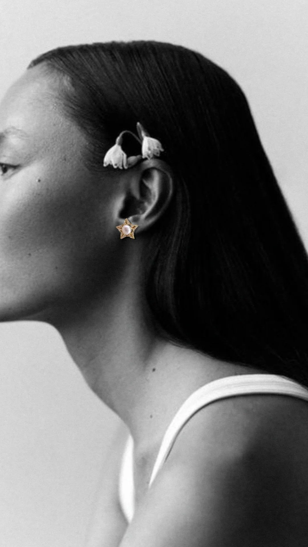 STARBORN |Freshwater Pearl studs