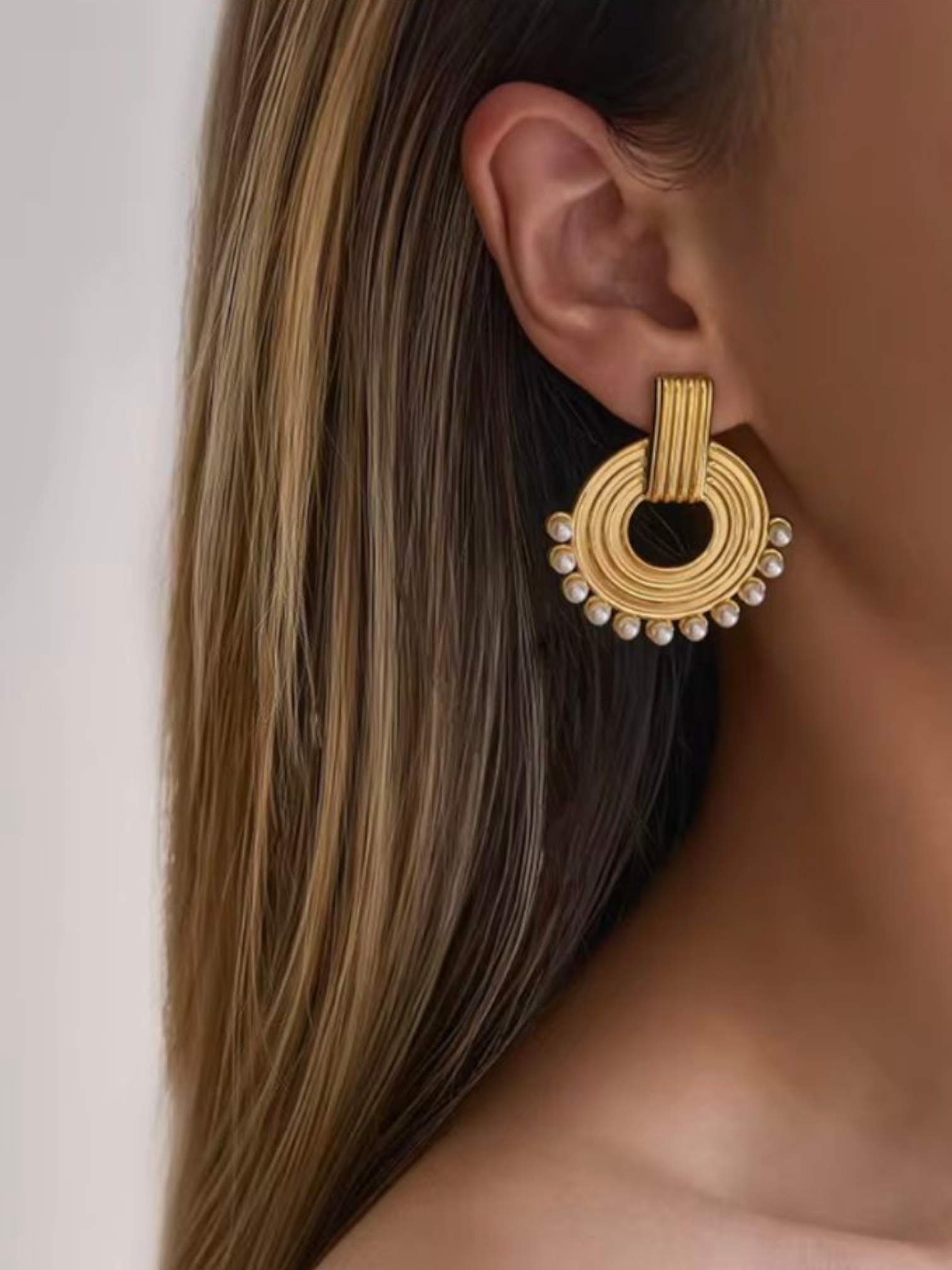 DEVANA Earrings