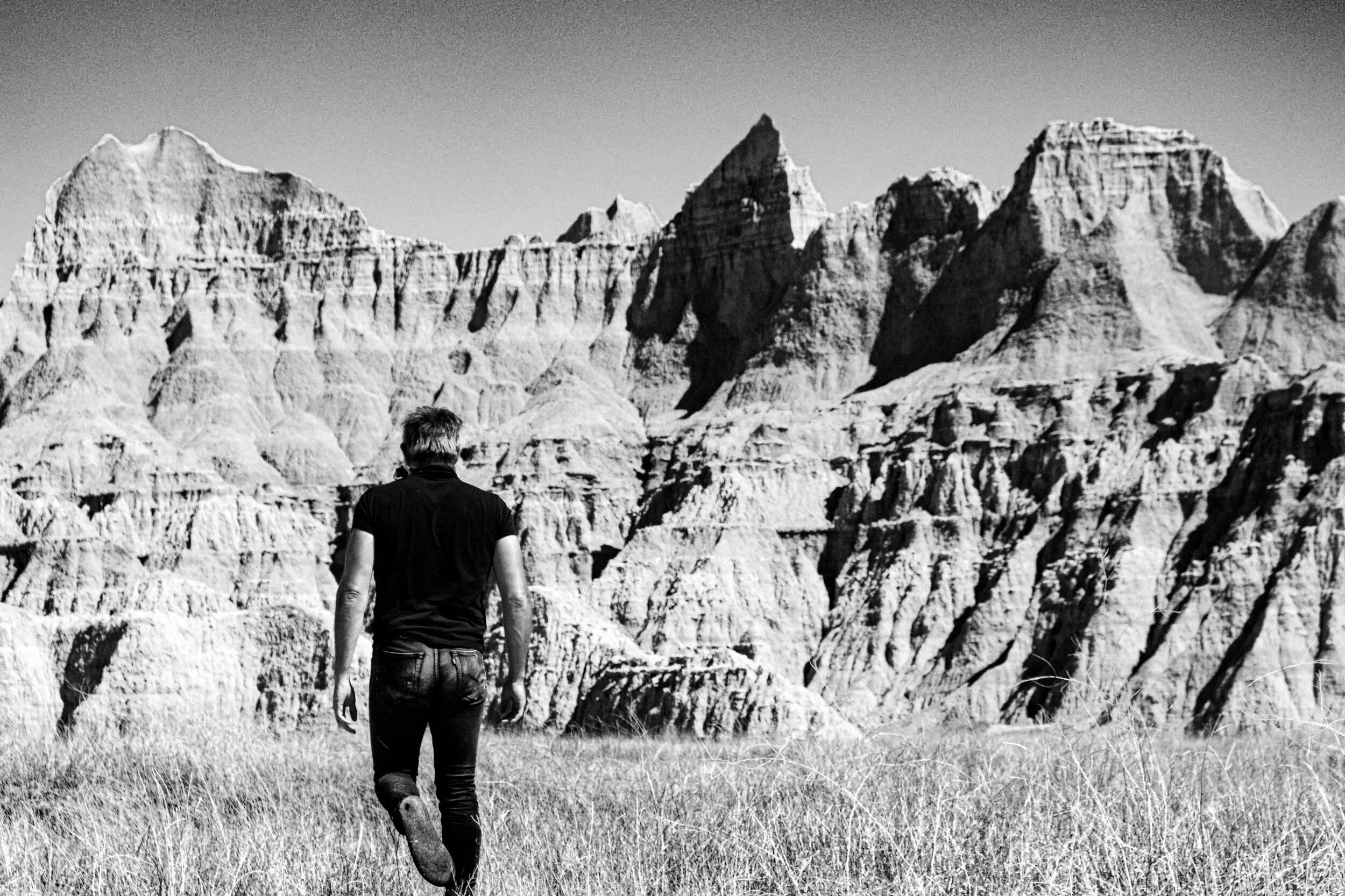 Badlands walk-2.jpg