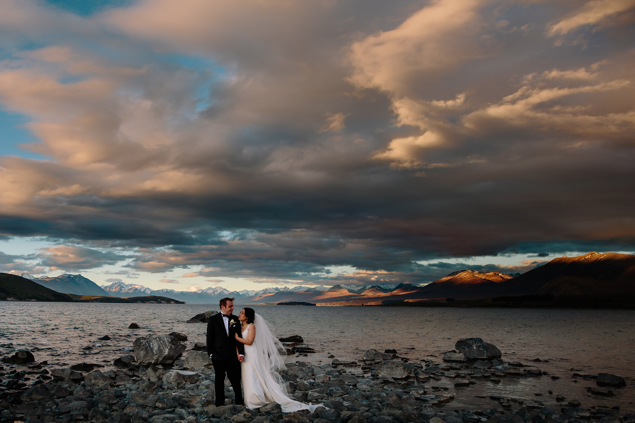 171_peter-yuko-tekapo-wedding-the-official-photographers_TOP_3830.jpg