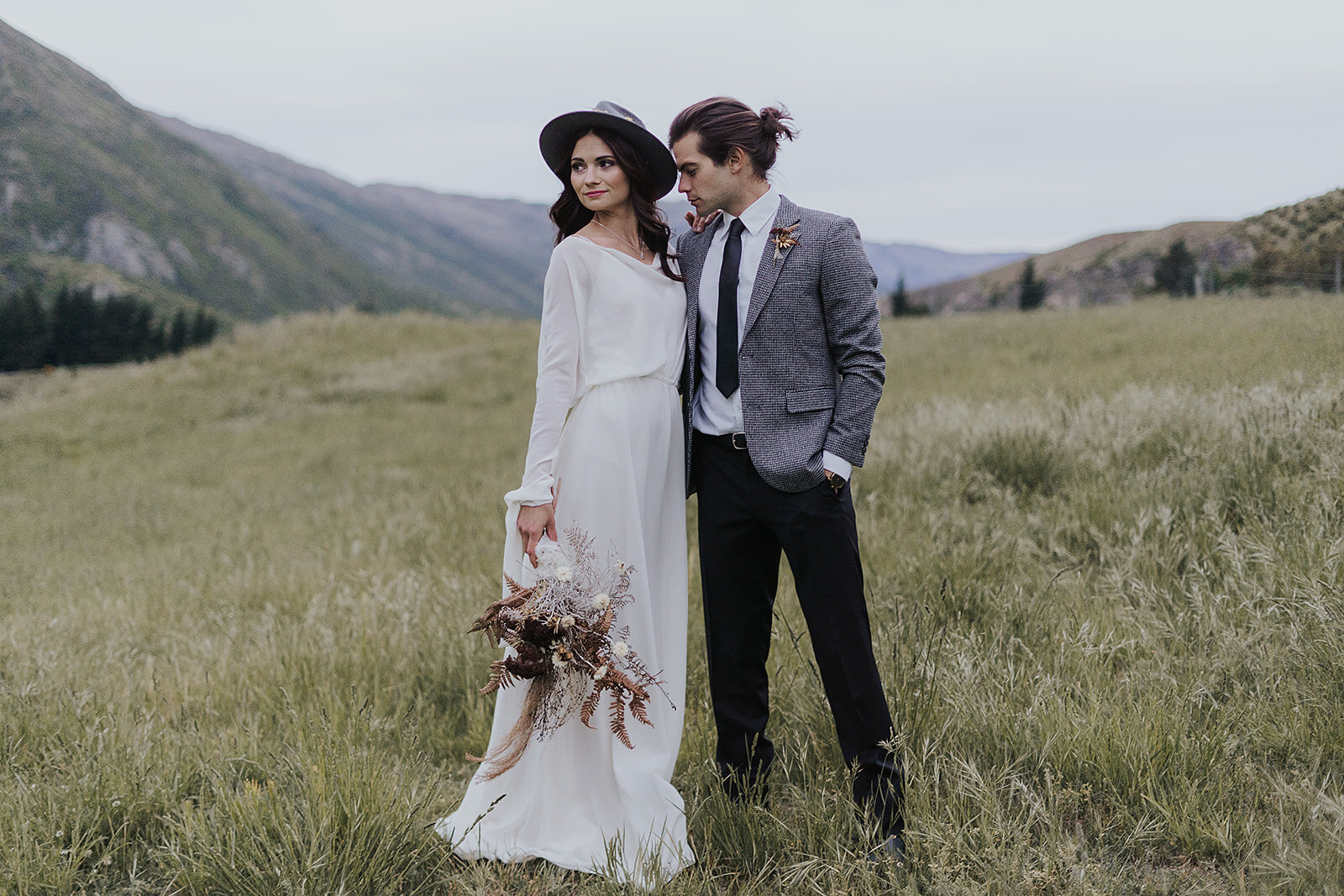 Queenstown_Wedding_Shoot_Winehouse_SongbirdsPhotography -393.jpg