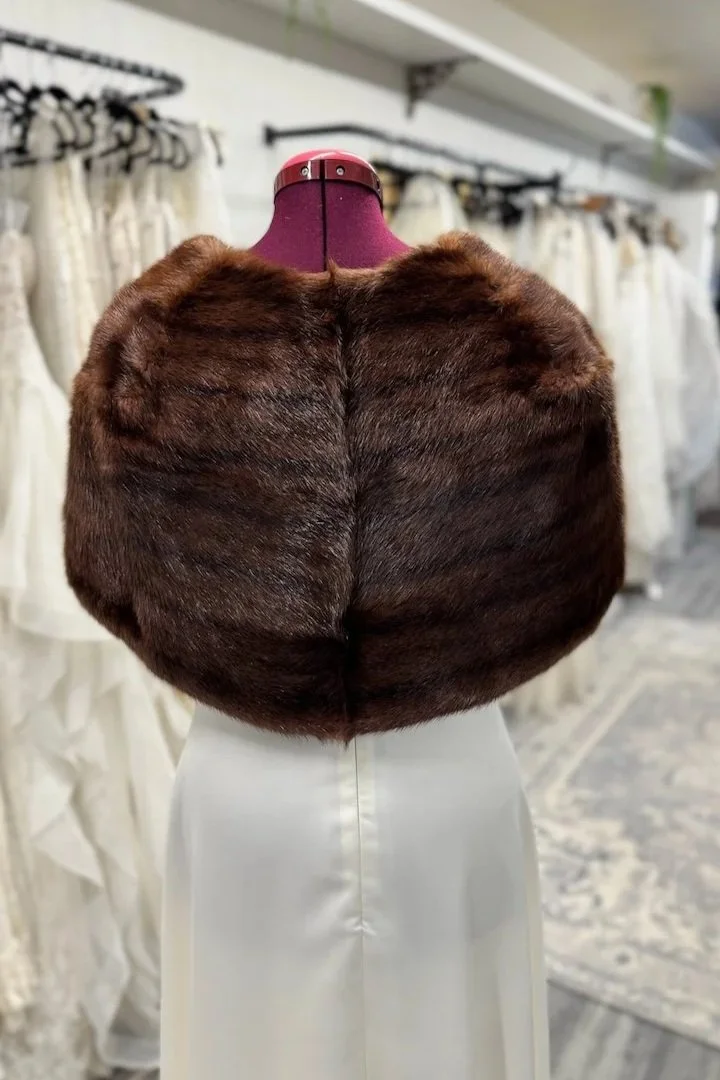 Nemo+Bridal+%26+Couture+-+Queenstown+Fur+Hire+-+Fur+43+-2.jpg