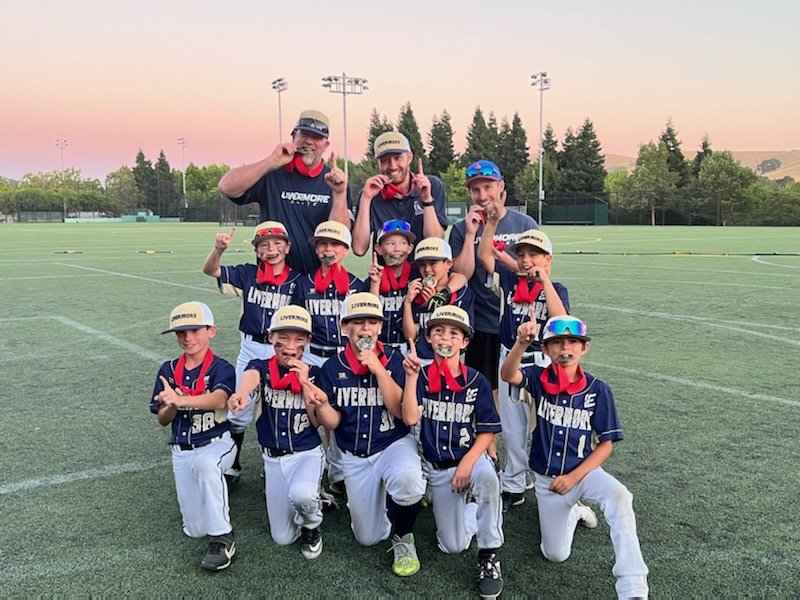 40 Oz LLL Cups — Livermore Little League