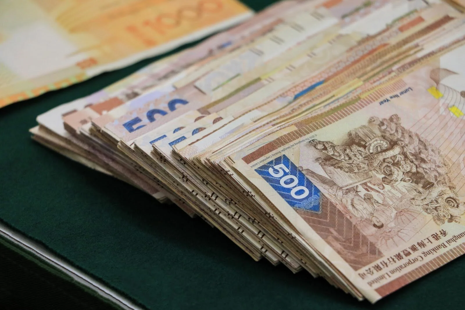 Issue 72: A Future Without Cash
