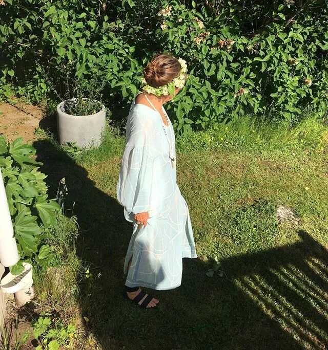 En fin och sk&ouml;n midsommarafton &ouml;nskar vi fr&aring;n SaraDiset 🌸