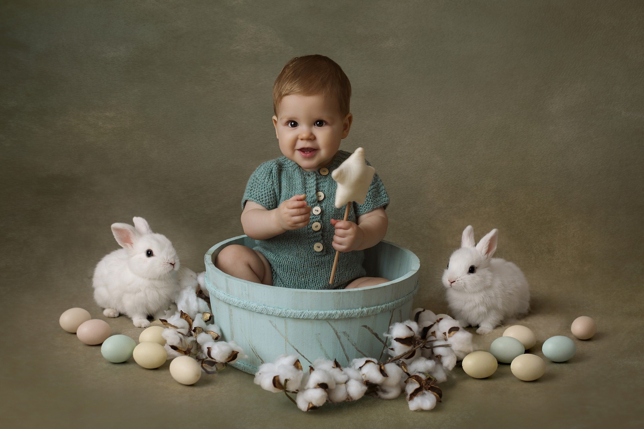 ✨ Mini Sessioni di Pasqua &ndash; Fine Art Fantasy ✨

Un set neutro, luce morbida, colori delicati.
Poi&hellip; la magia prende forma.

Durante la sessione fotografo i vostri bimbi in un ambiente semplice ed elegante, studiato per esaltare espression