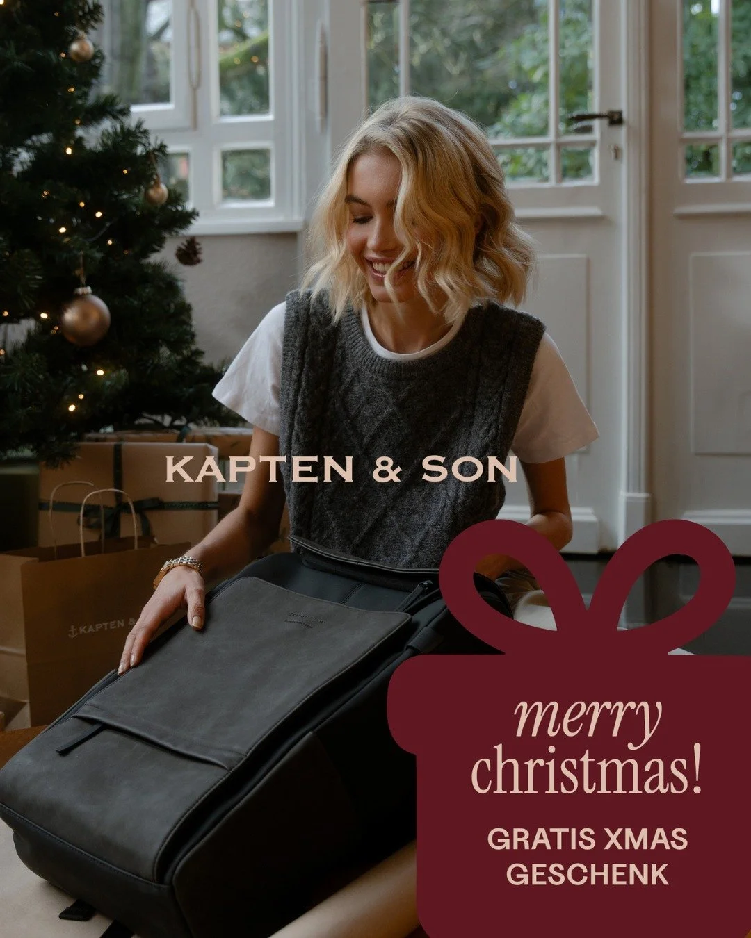 Kapten &amp; Son Weihnachts-Special bei Kolm Freistadt!
F&uuml;r jeden Kapten &amp; Son Einkauf ab &euro; 89,90 legen wir dir ein Geschenk unter den Baum: die edle Windsor Washbag All Black im Wert von &euro; 39,90 &ndash; gratis dazu!

Perfekt f&uum