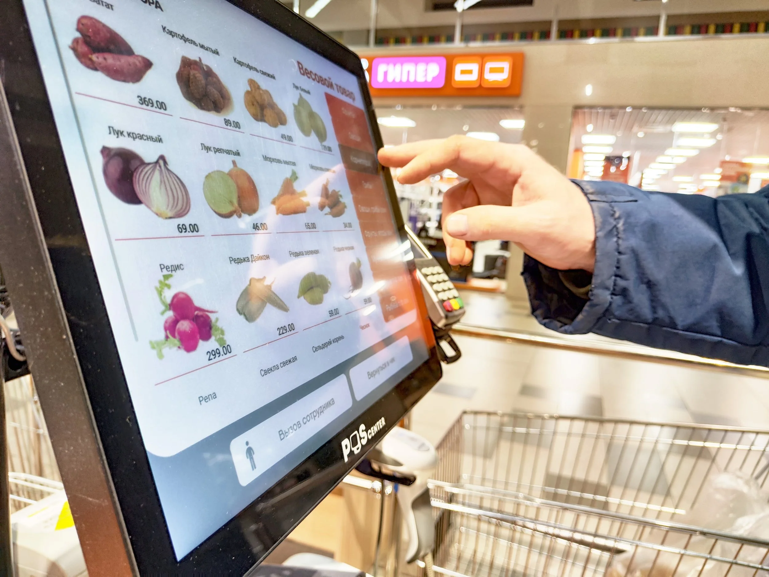 How Convenience Stores Are Adapting to the Digital Age